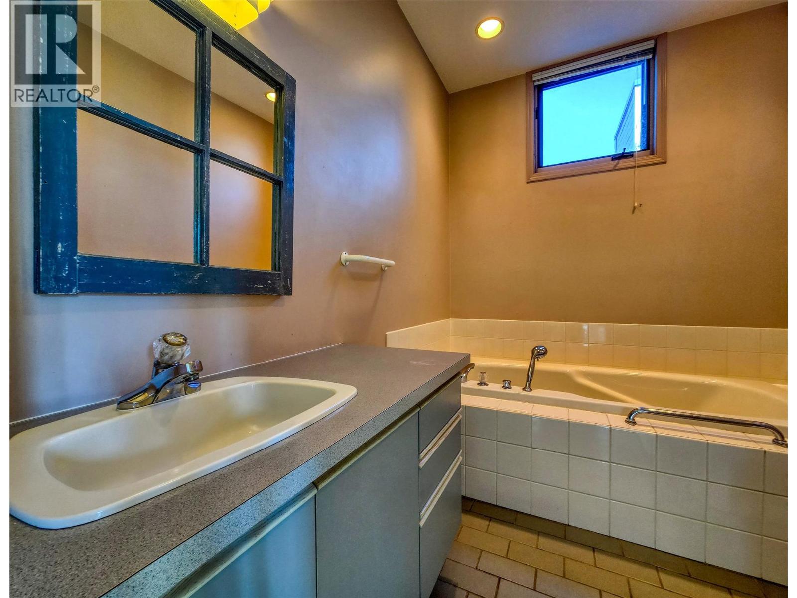 402 12th Avenue, Invermere, British Columbia  V0A 1K0 - Photo 59 - 10366709