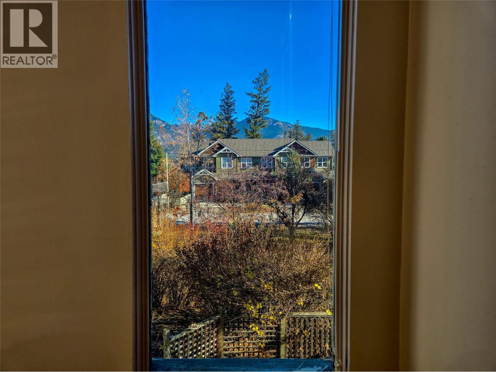 402 12th Avenue, Invermere, British Columbia  V0A 1K0 - Photo 72 - 10366709