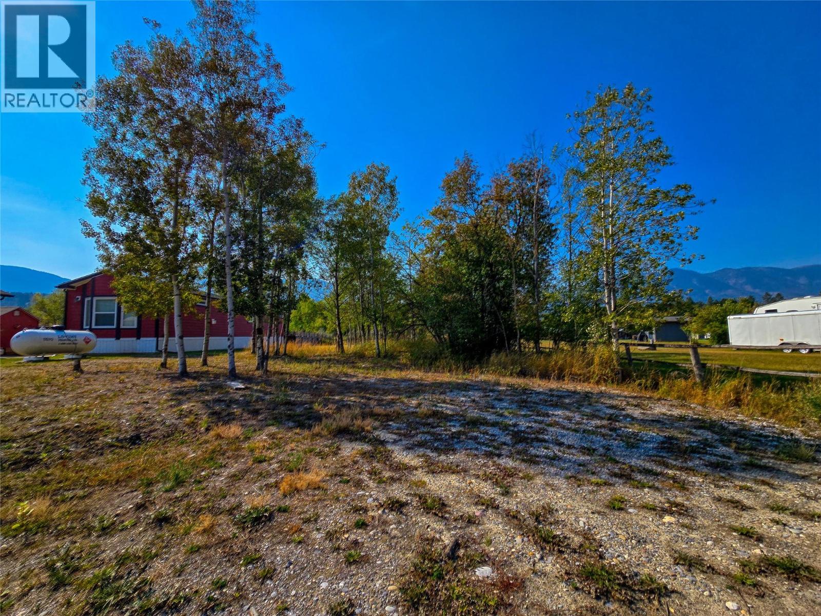 8913 Shaughnessy Street, Canal Flats, British Columbia  V0A 1E0 - Photo 1 - 10368761