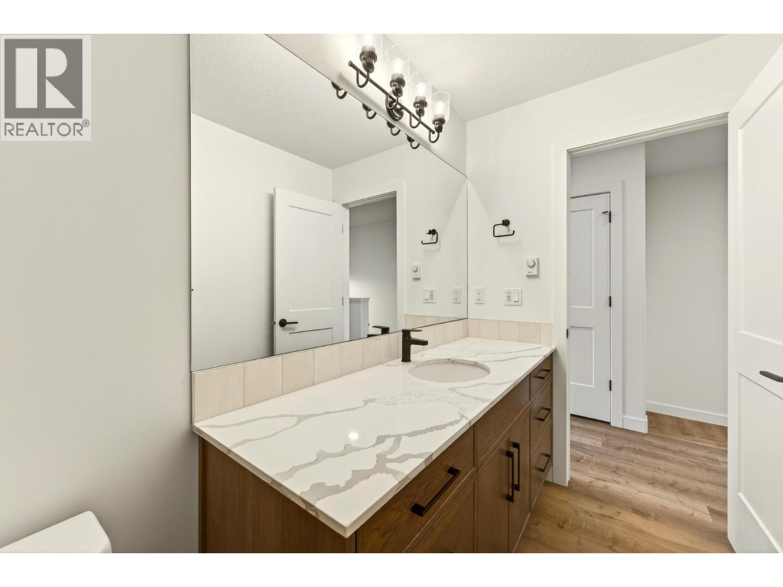 1444 Granite Drive Unit# 4, Golden, British Columbia  V0A 1H0 - Photo 36 - 10368815