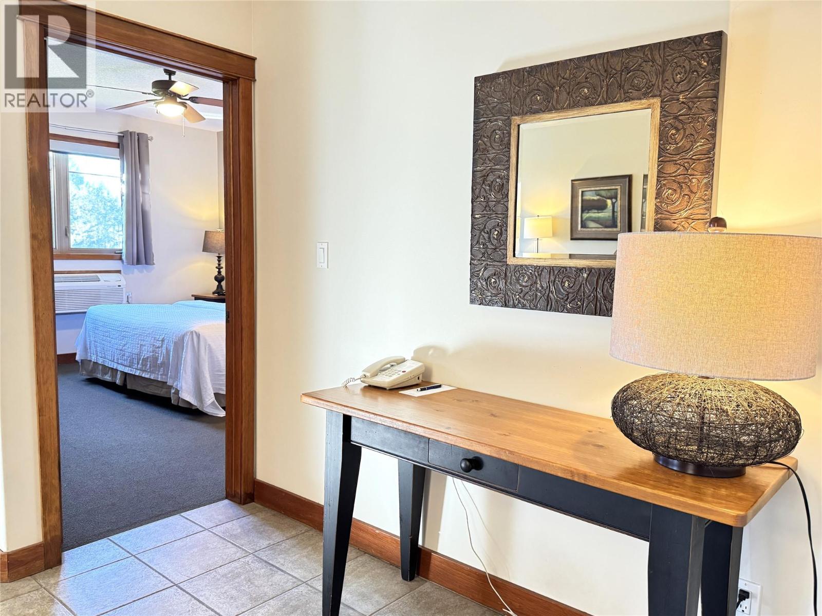 200 Bighorn Boulevard Unit# 211d, Radium Hot Springs, British Columbia  V0A 1M0 - Photo 13 - 10367338