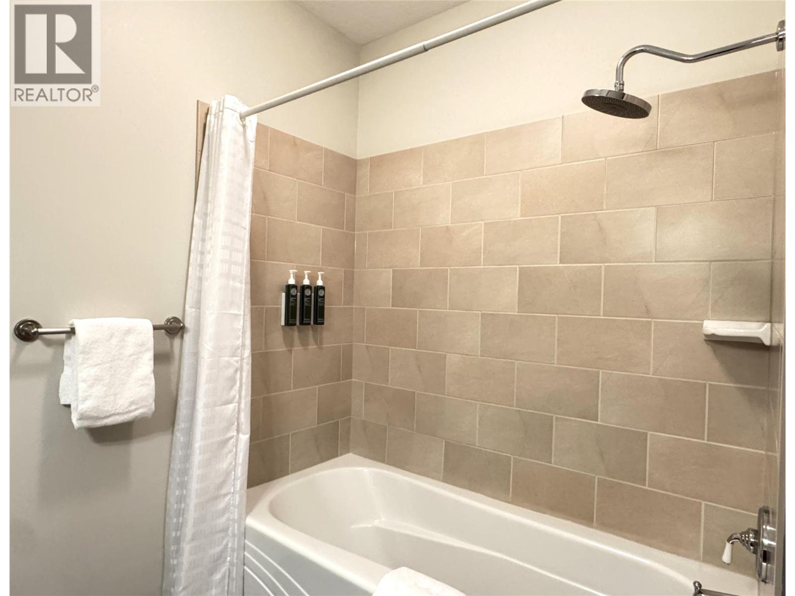 200 Bighorn Boulevard Unit# 211d, Radium Hot Springs, British Columbia  V0A 1M0 - Photo 24 - 10367338