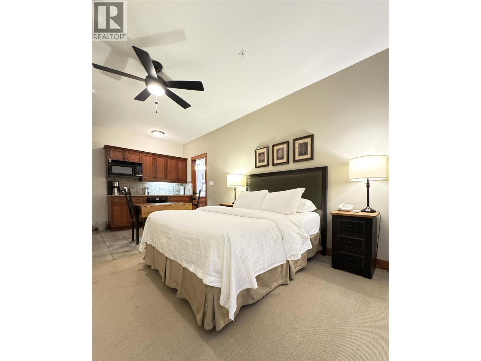 200 Bighorn Boulevard Unit# 211d, Radium Hot Springs, British Columbia  V0A 1M0 - Photo 33 - 10367338