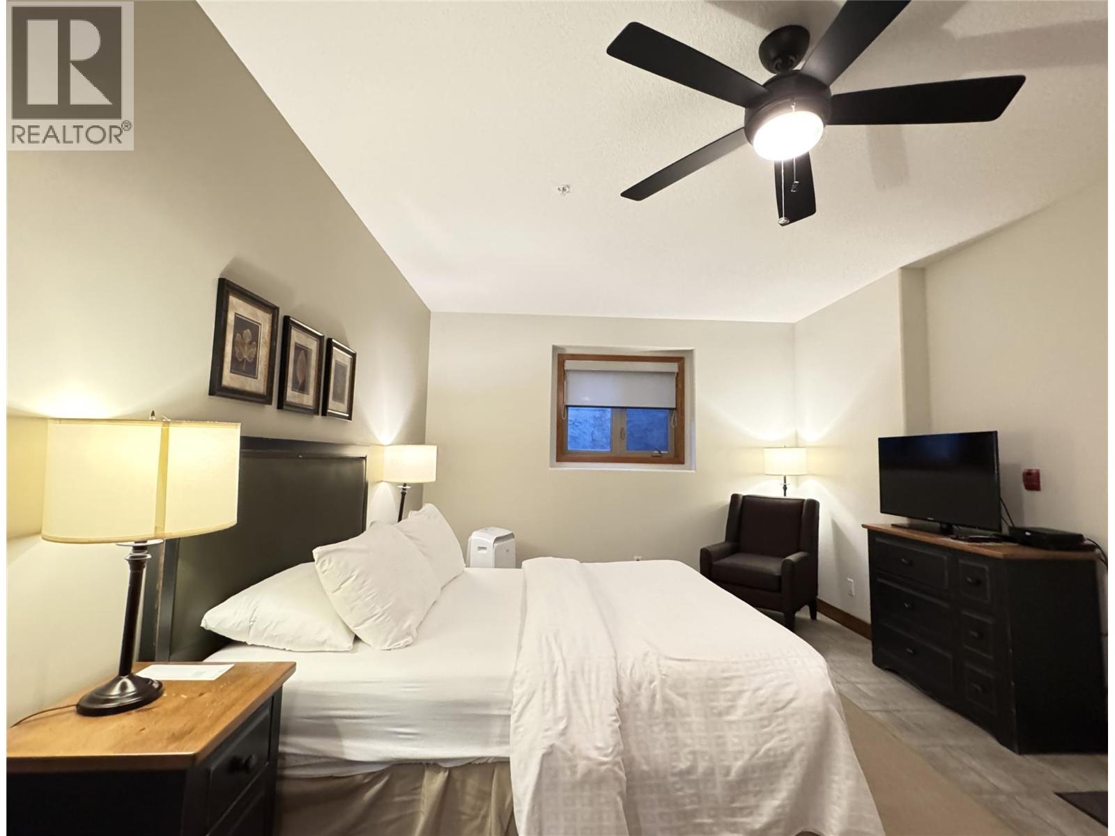 200 Bighorn Boulevard Unit# 211d, Radium Hot Springs, British Columbia  V0A 1M0 - Photo 39 - 10367338