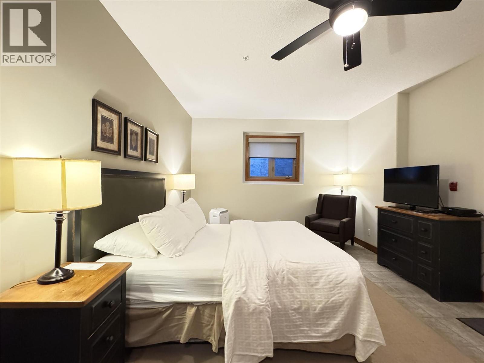 200 Bighorn Boulevard Unit# 211d, Radium Hot Springs, British Columbia  V0A 1M0 - Photo 41 - 10367338