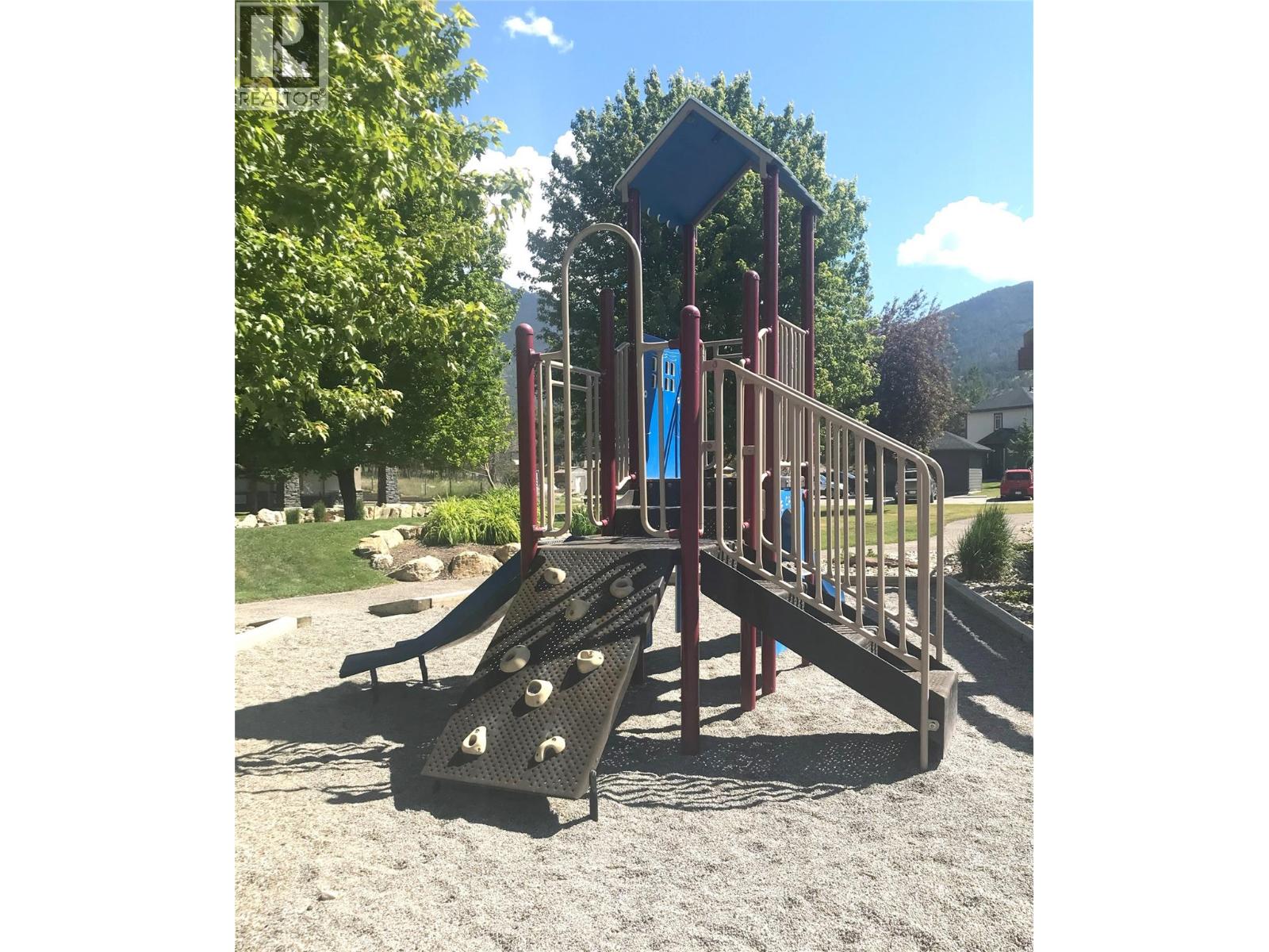 200 Bighorn Boulevard Unit# 211d, Radium Hot Springs, British Columbia  V0A 1M0 - Photo 48 - 10367338