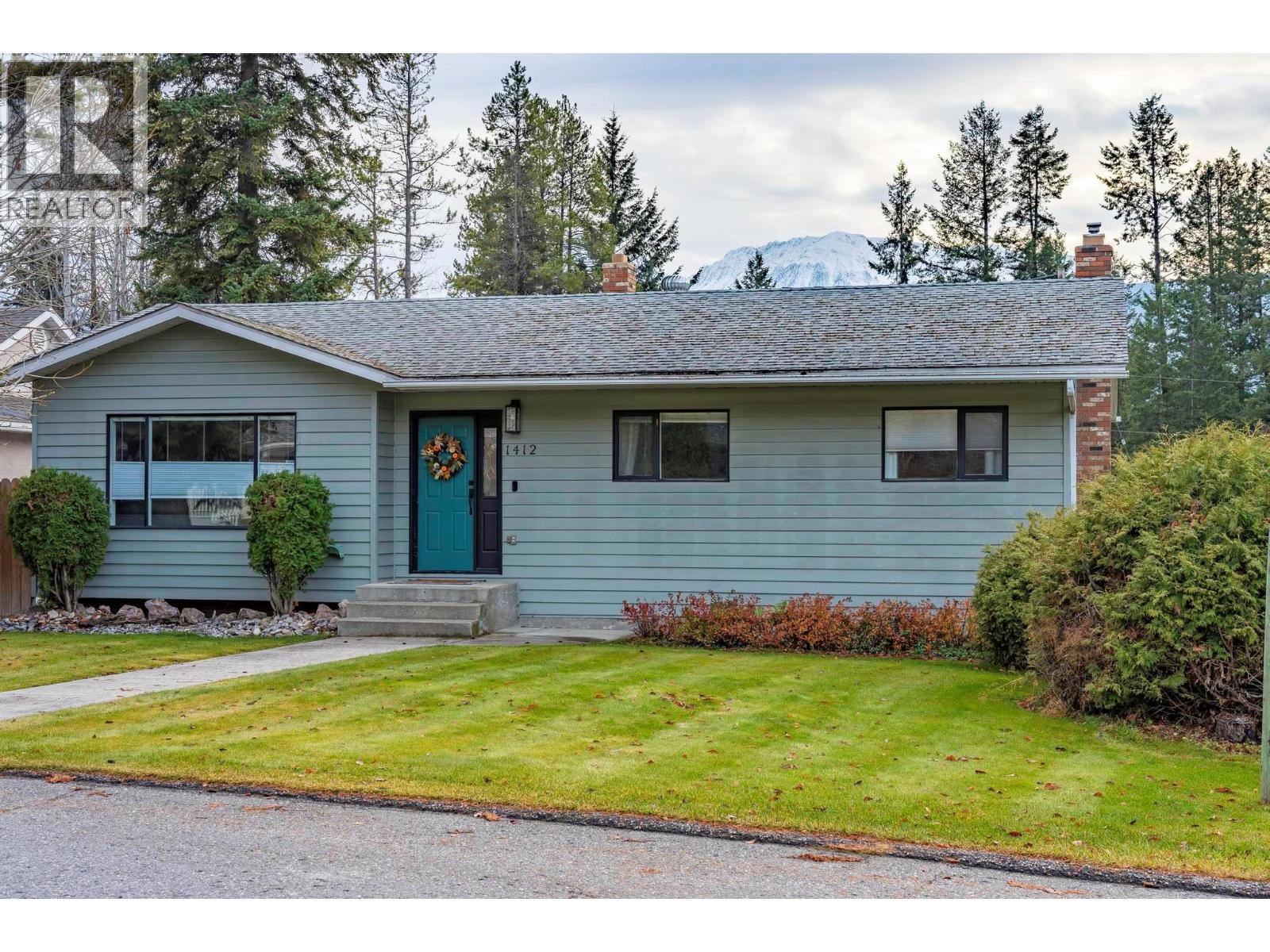 1412 Birch  Se Crescent, Golden, British Columbia  V0A 1H6 - Photo 3 - 10368945