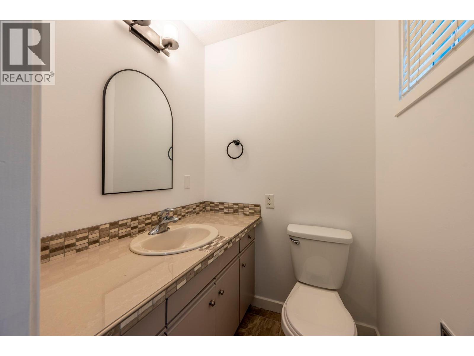 1412 Birch  Se Crescent, Golden, British Columbia  V0A 1H6 - Photo 43 - 10368945