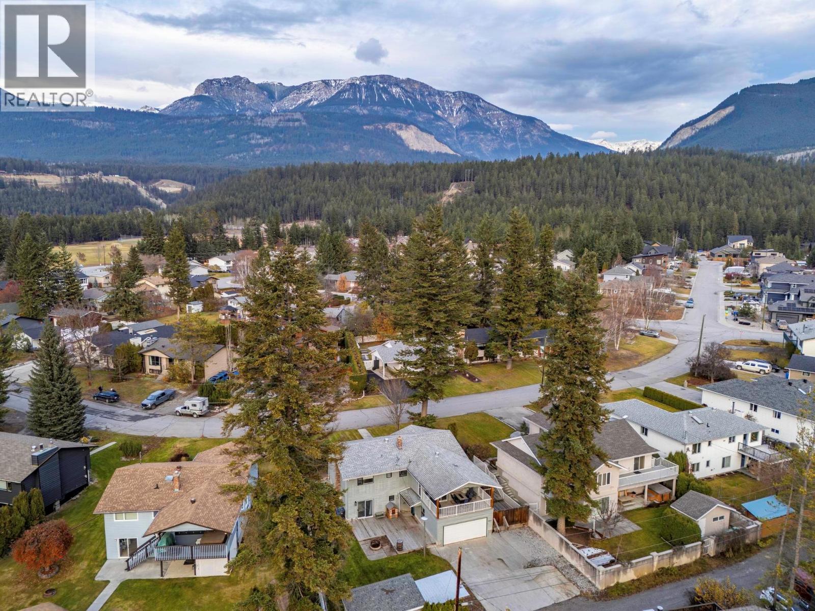 1412 Birch  Se Crescent, Golden, British Columbia  V0A 1H6 - Photo 71 - 10368945