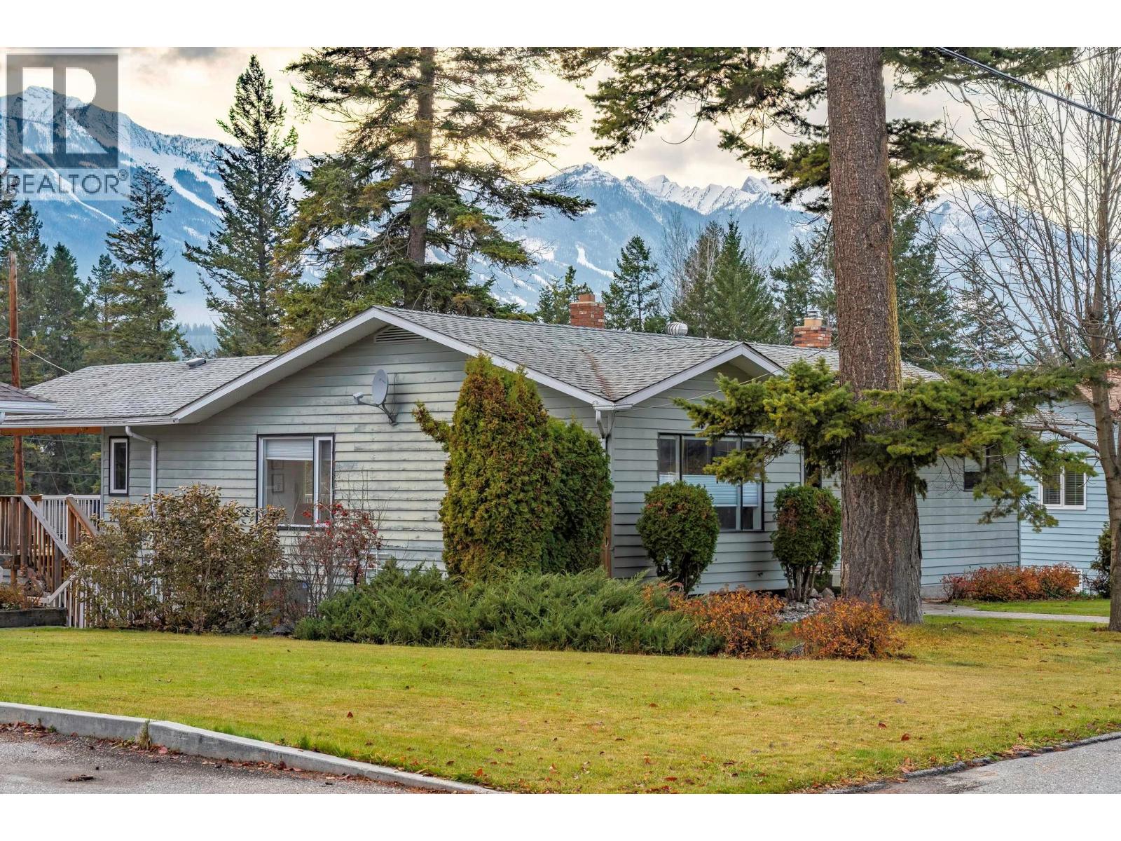 1412 Birch  Se Crescent, Golden, British Columbia  V0A 1H6 - Photo 81 - 10368945