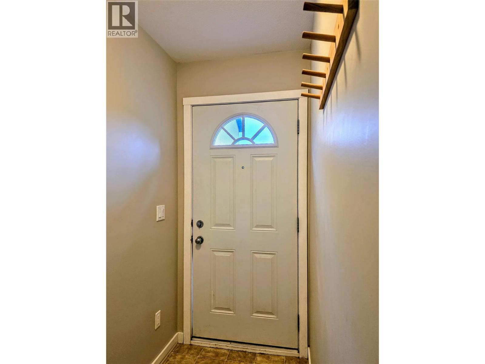 200 Black Forest Trail Unit# 203, Invermere, British Columbia  V0A 1K2 - Photo 10 - 10367642