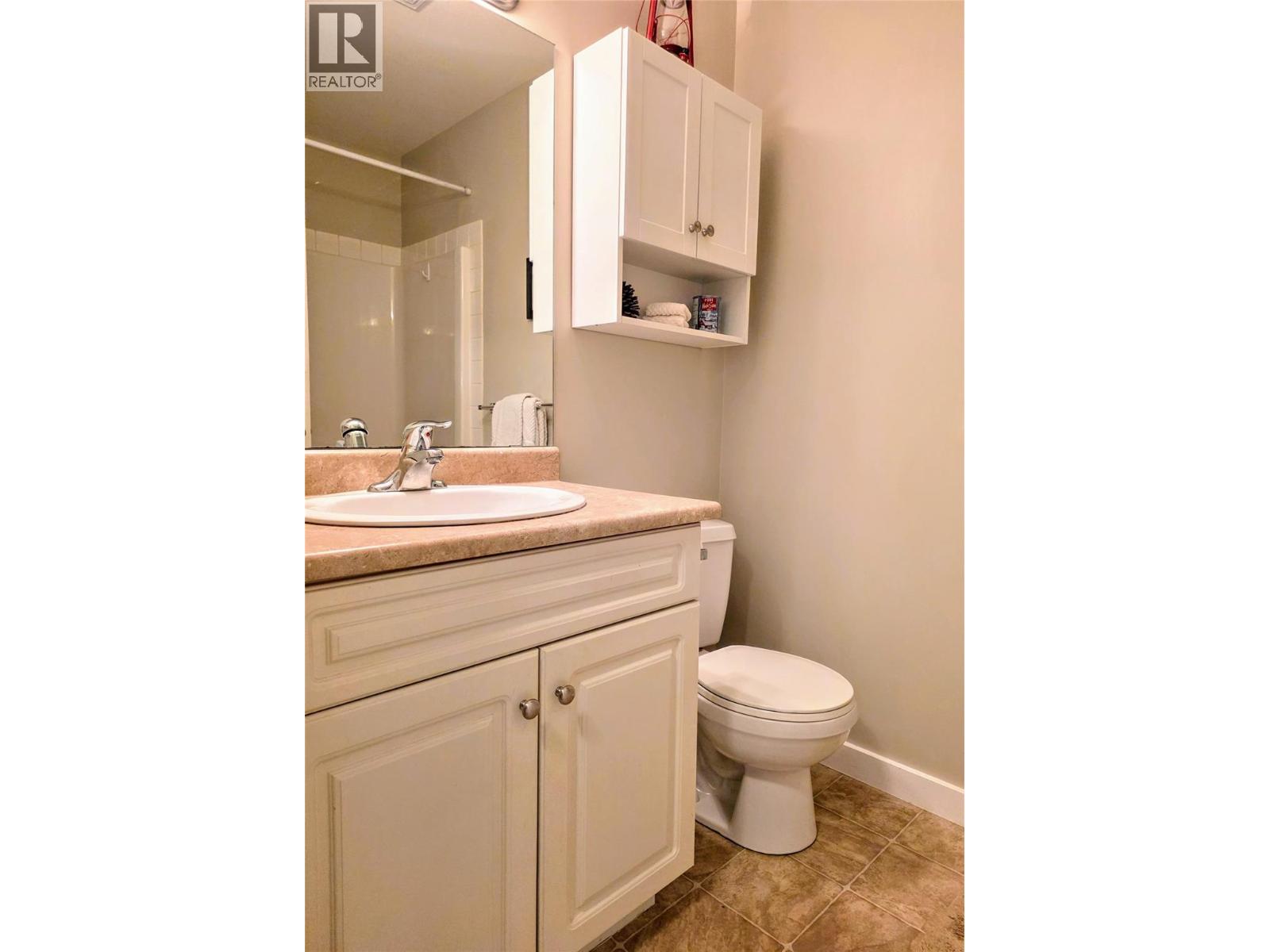 200 Black Forest Trail Unit# 203, Invermere, British Columbia  V0A 1K2 - Photo 8 - 10367642