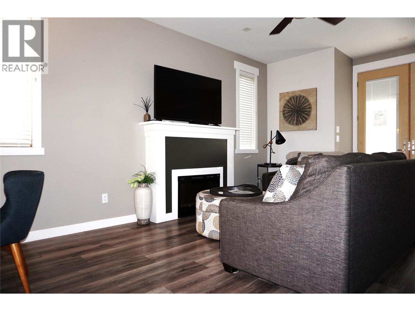 900 Bighorn Boulevard Unit# 914, Radium Hot Springs, British Columbia  V0A 1M0 - Photo 6 - 10368852