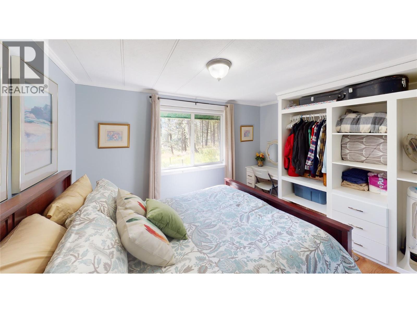 5670 Glenmore Drive, Edgewater, British Columbia  V0A 1E0 - Photo 19 - 10369214