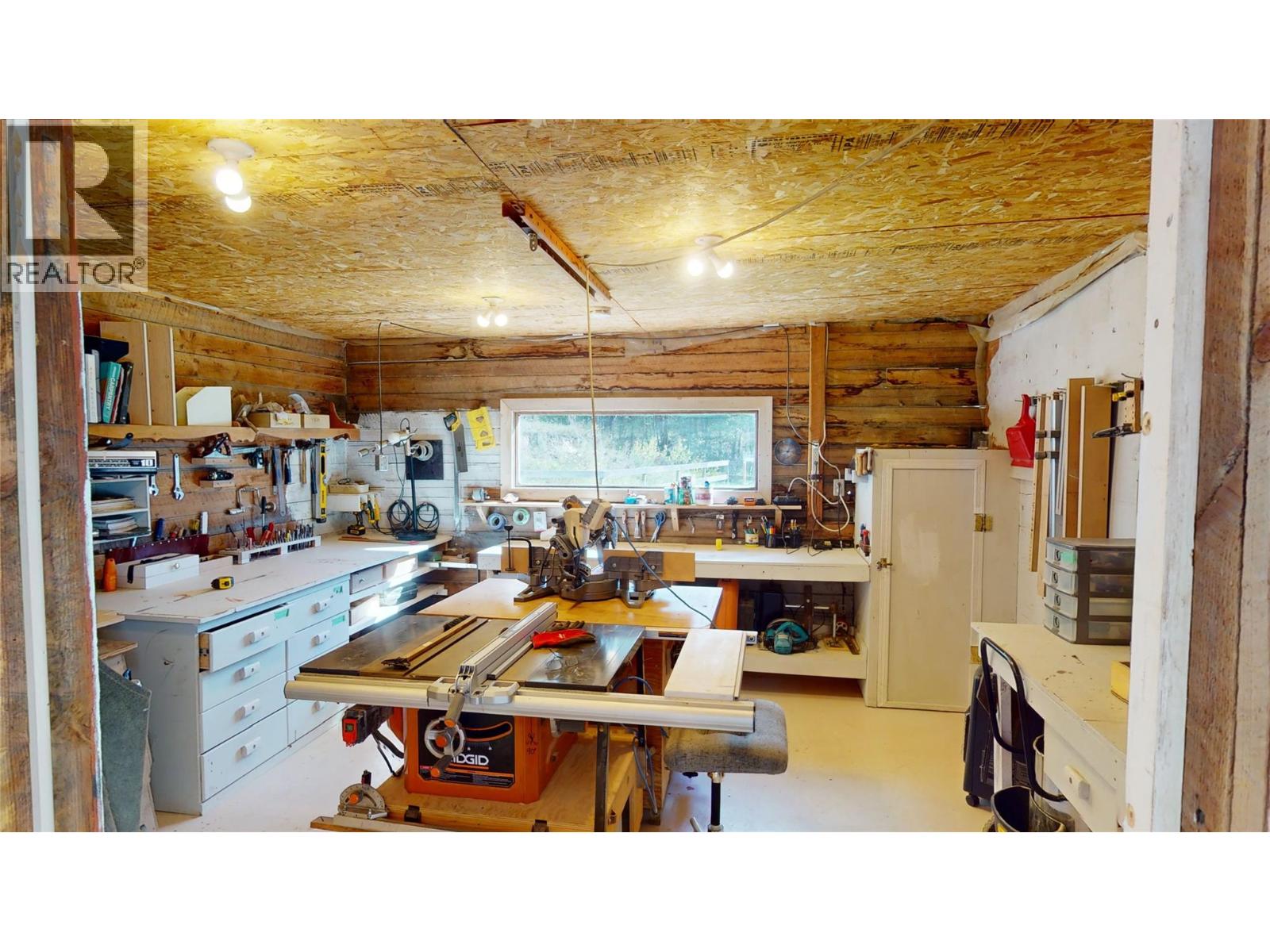 5670 Glenmore Drive, Edgewater, British Columbia  V0A 1E0 - Photo 40 - 10369214