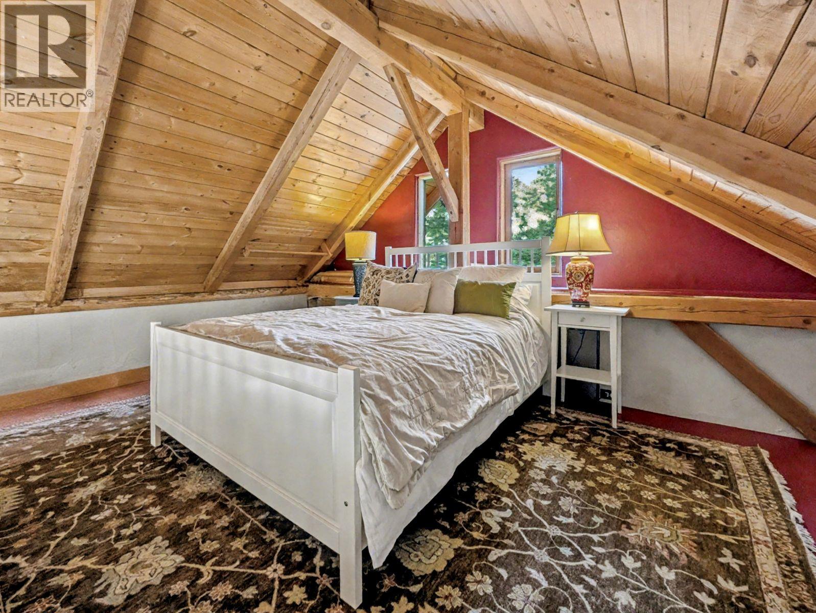 3941 Houlgrave Road, Nelson, British Columbia  V0A 1K5 - Photo 35 - 10369035