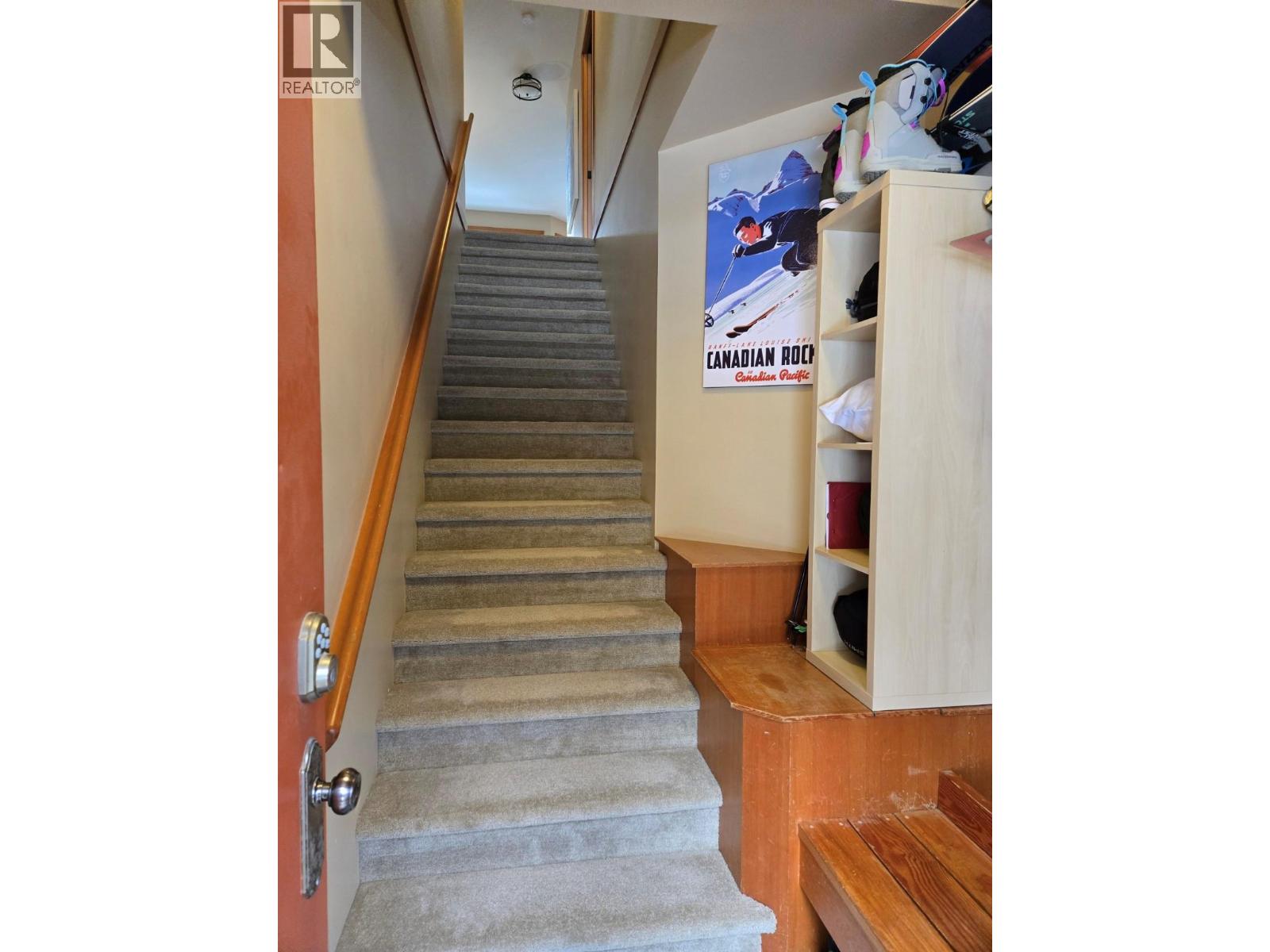 2002 Panorama Drive Unit# 15, Panorama, British Columbia  V0A 1T0 - Photo 3 - 10369311