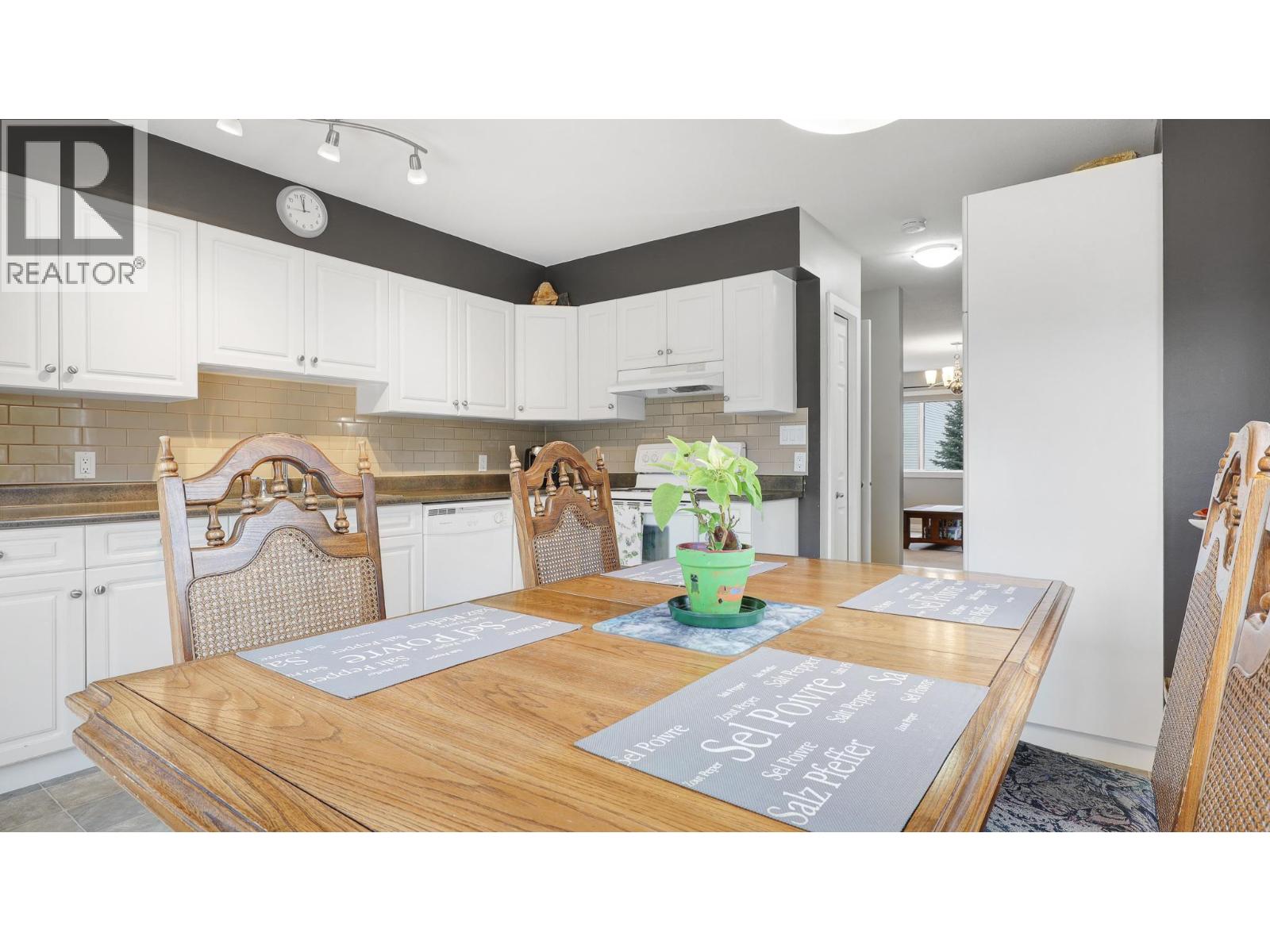 200 Black Forest Trail Unit# 501, Invermere, British Columbia  V0A 1K2 - Photo 4 - 10369881