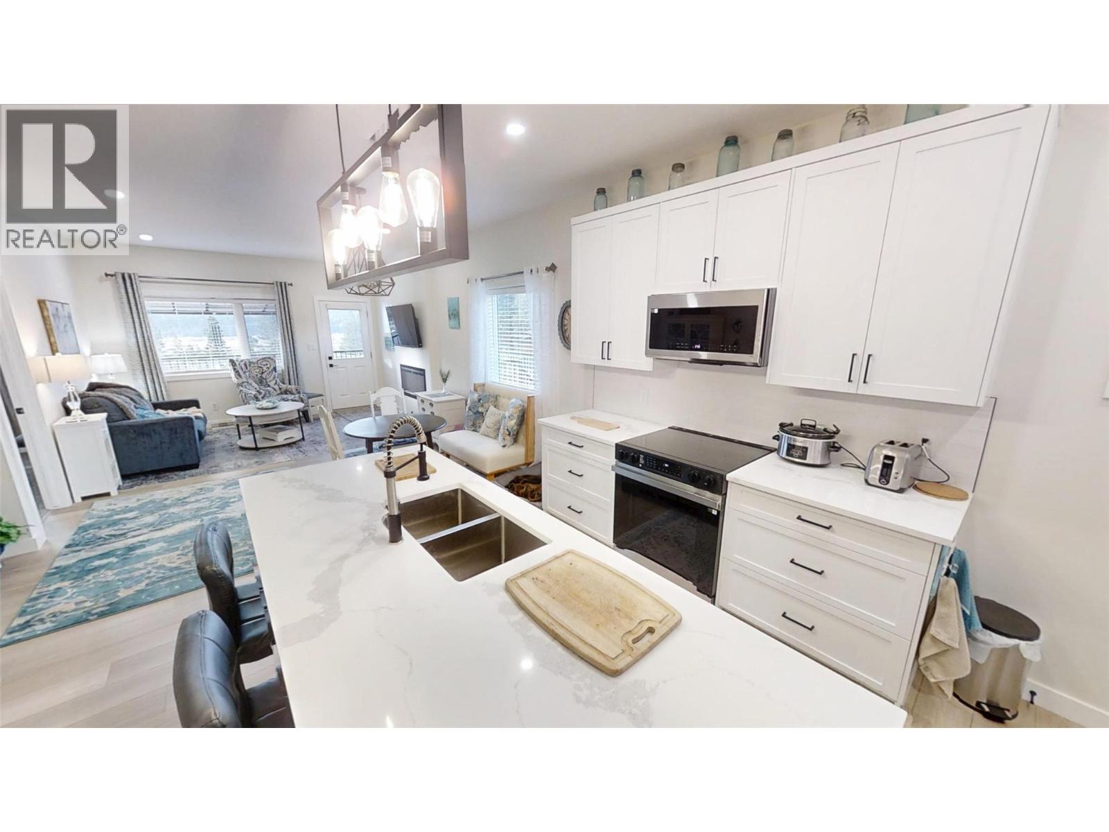 4820 Ridge Road Unit# 1, Radium Hot Springs, British Columbia  V0A 1M0 - Photo 10 - 10369750