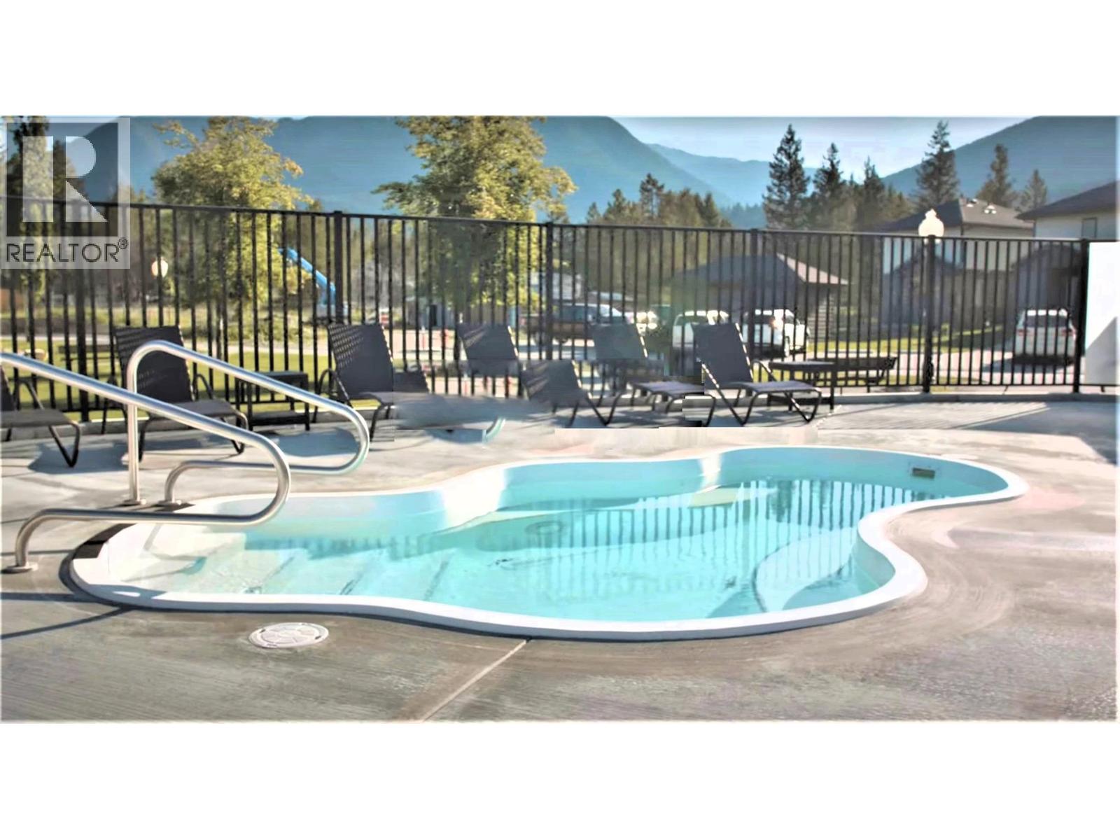 700 Bighorn Boulevard Unit# 735 M1, Radium Hot Springs, British Columbia  V0A 1M0 - Photo 64 - 10370037