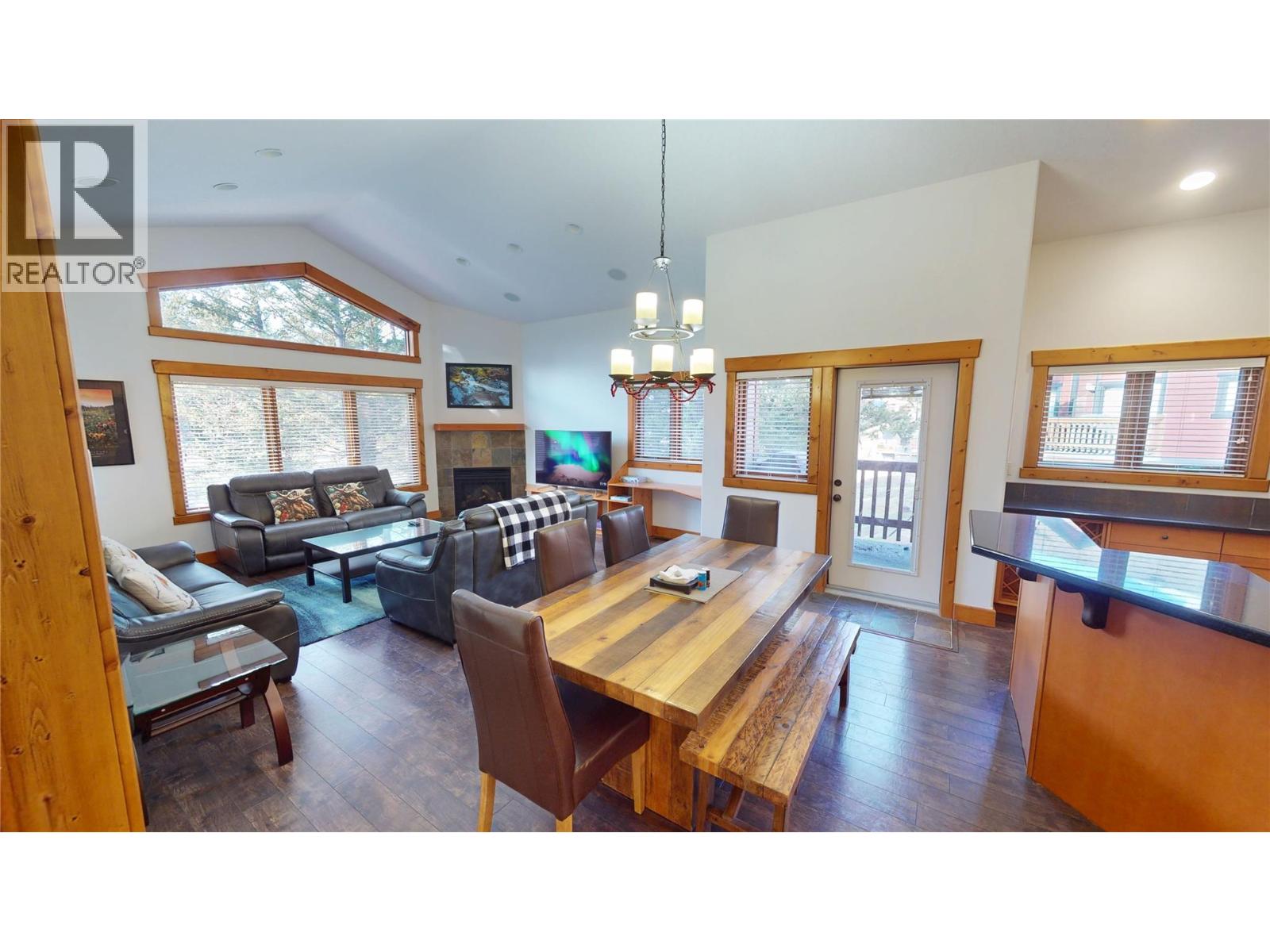 7305 Copperhorn Drive, Radium Hot Springs, British Columbia  V0A 1M0 - Photo 11 - 10370017