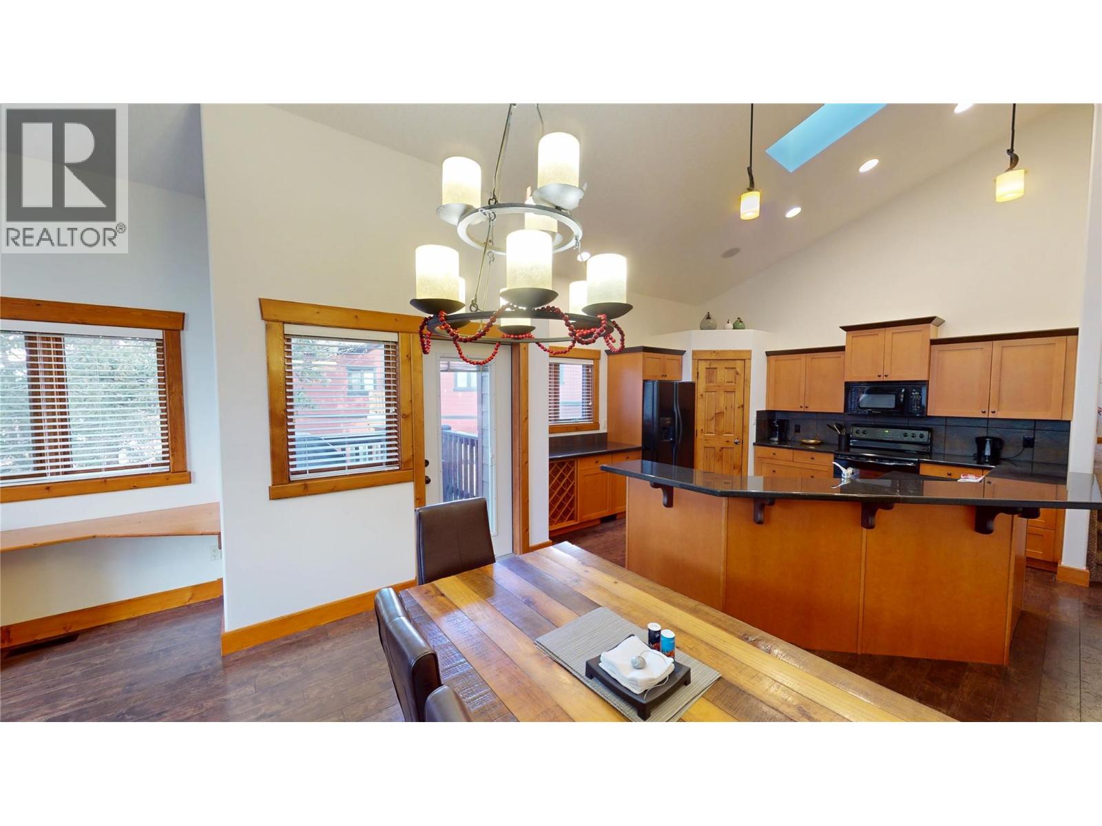 7305 Copperhorn Drive, Radium Hot Springs, British Columbia  V0A 1M0 - Photo 13 - 10370017