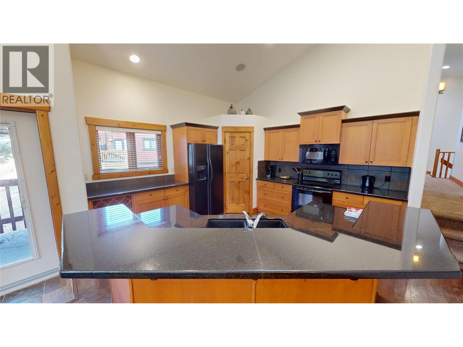 7305 Copperhorn Drive, Radium Hot Springs, British Columbia  V0A 1M0 - Photo 16 - 10370017