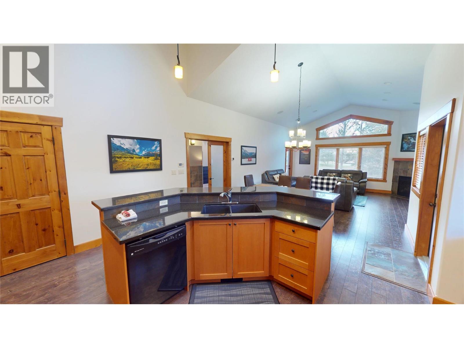 7305 Copperhorn Drive, Radium Hot Springs, British Columbia  V0A 1M0 - Photo 17 - 10370017