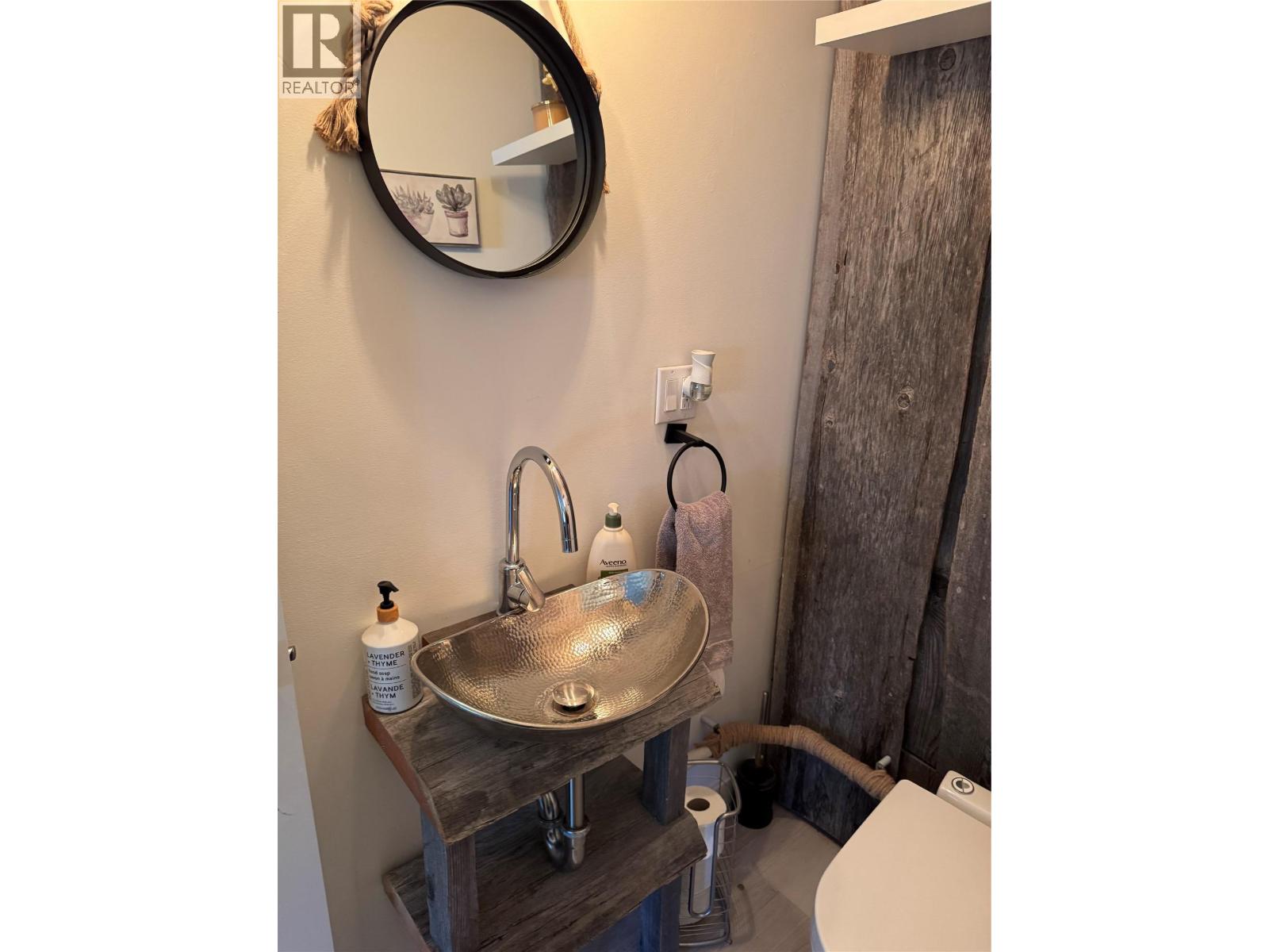 1211 9th Street Unit# 5, Golden, British Columbia  V0A 1H0 - Photo 19 - 10370244