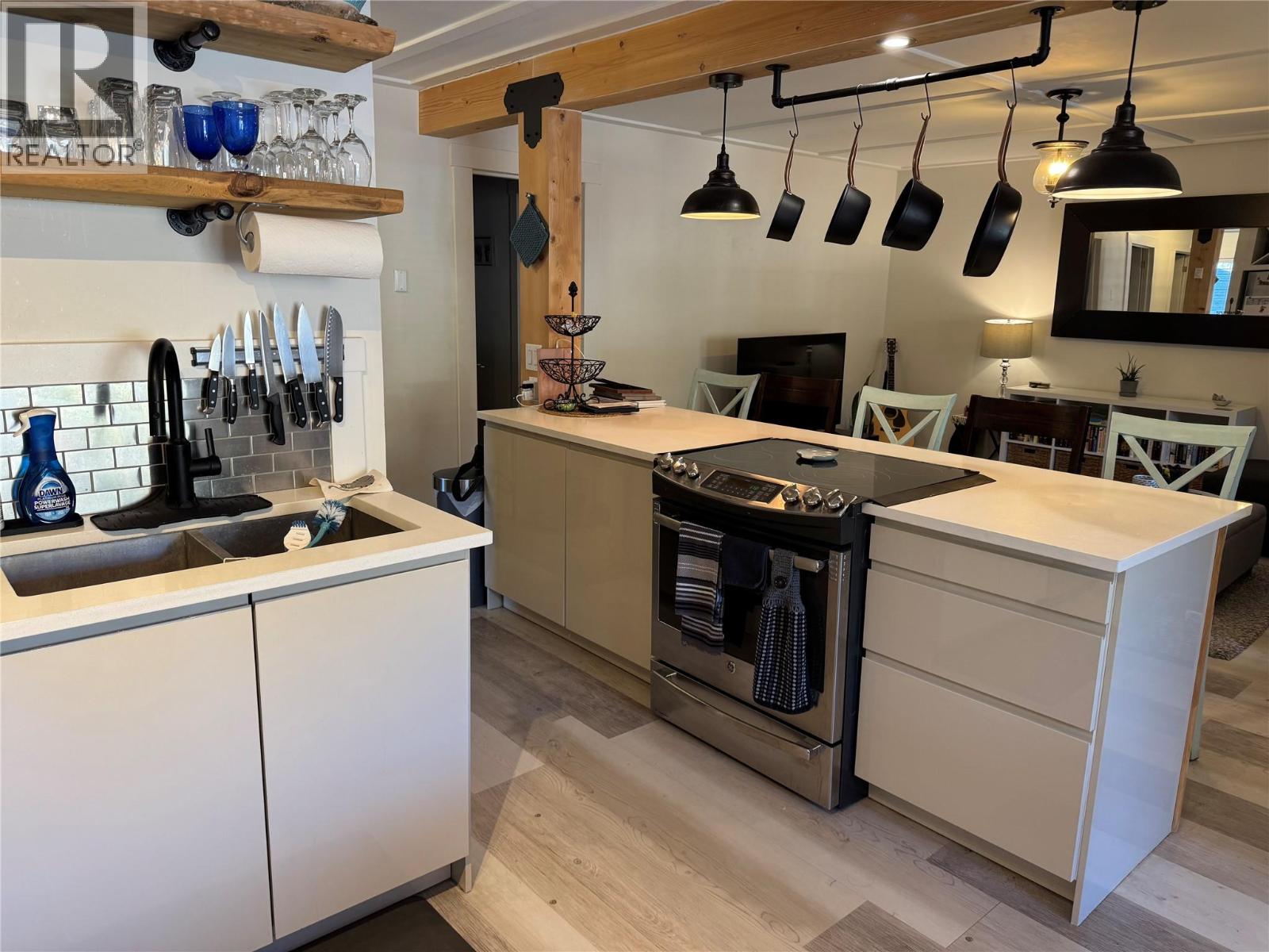 1211 9th Street Unit# 5, Golden, British Columbia  V0A 1H0 - Photo 7 - 10370244