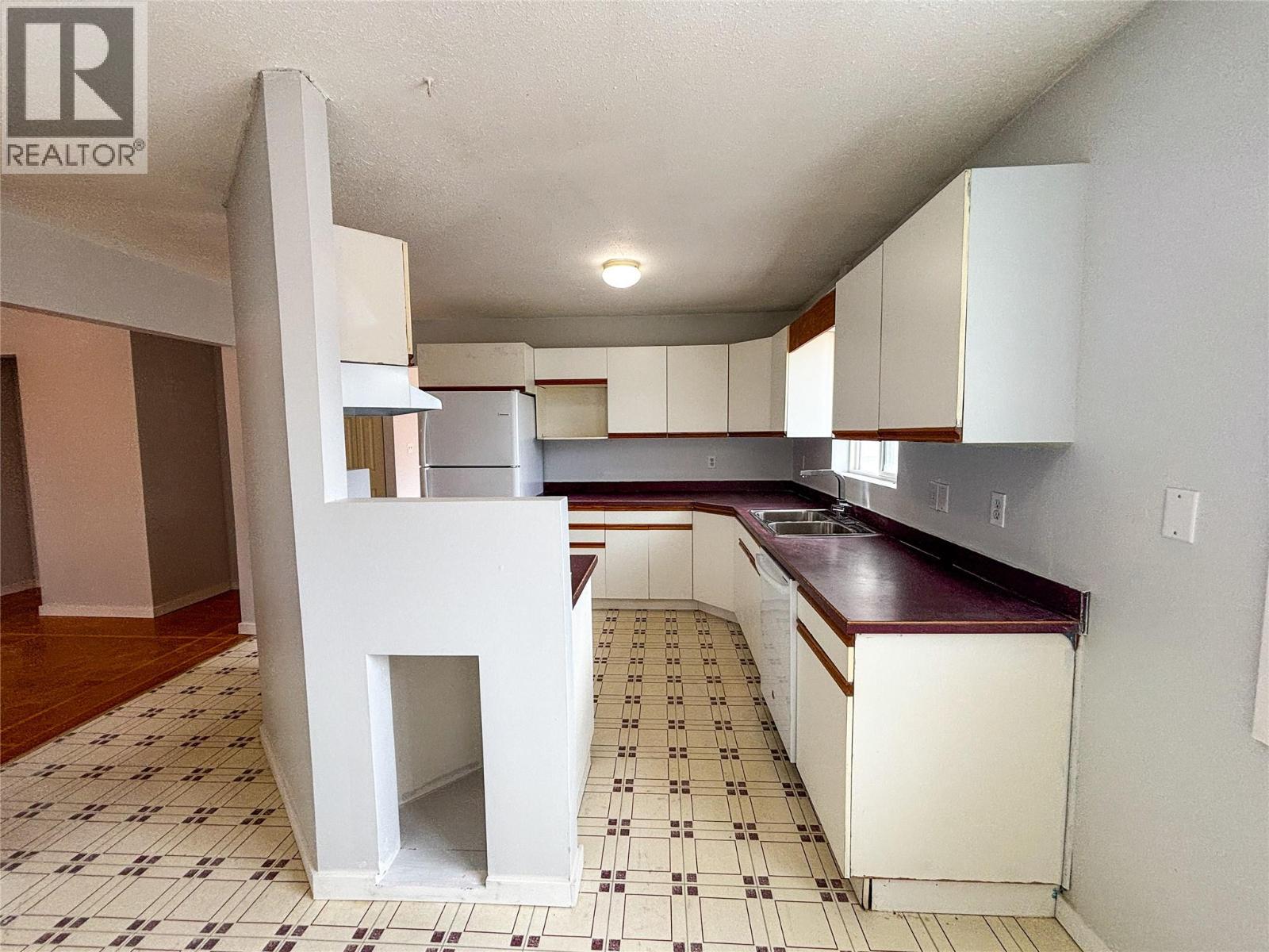 2866 95 Highway, Brisco, British Columbia  V0A 1B0 - Photo 10 - 10370283