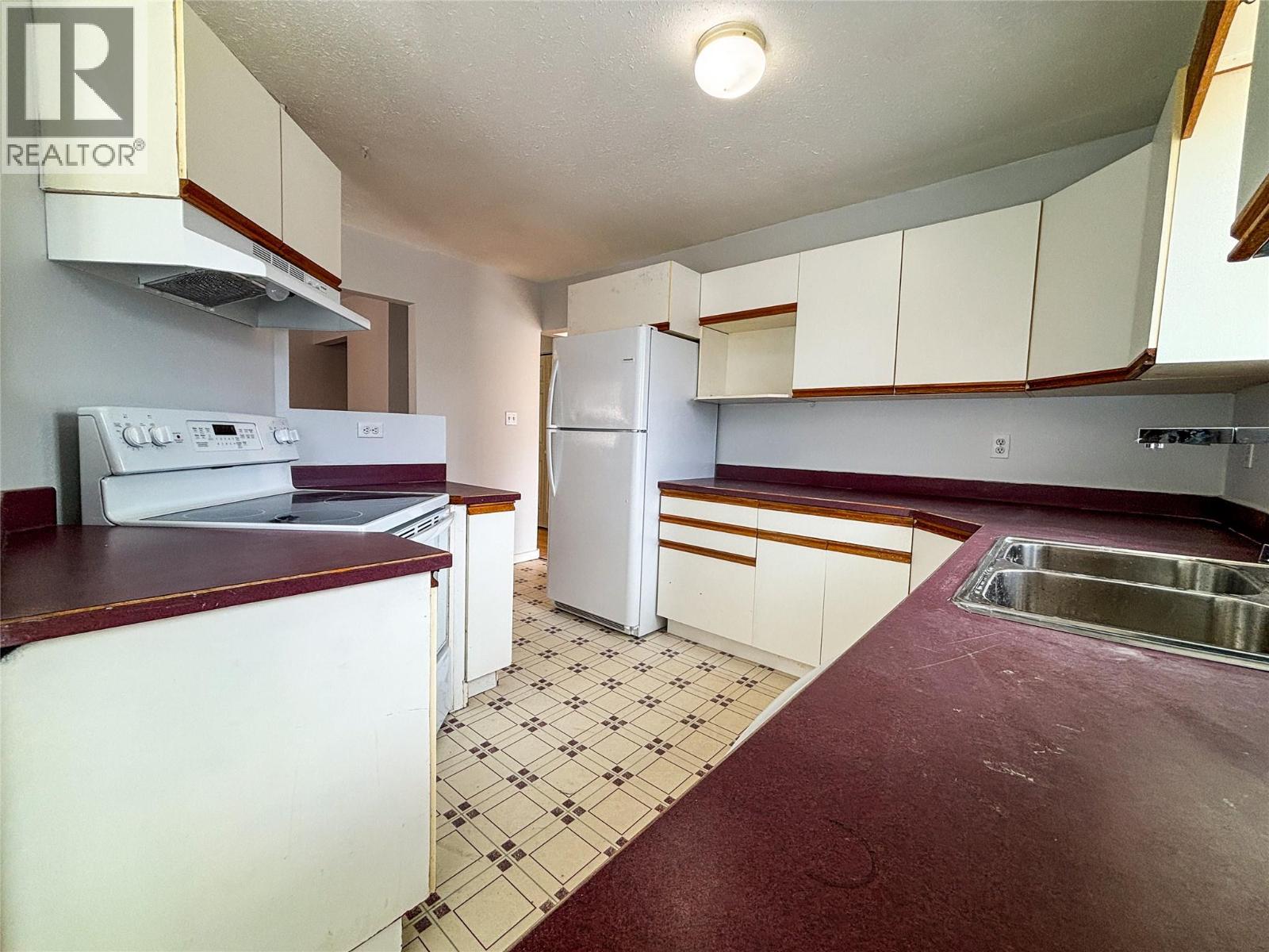 2866 95 Highway, Brisco, British Columbia  V0A 1B0 - Photo 11 - 10370283