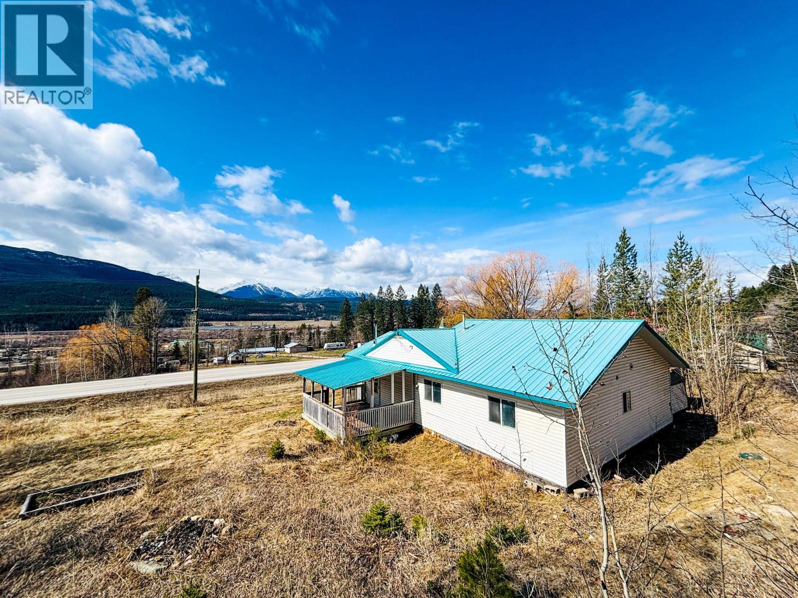 2866 95 Highway, Brisco, British Columbia  V0A 1B0 - Photo 44 - 10370283