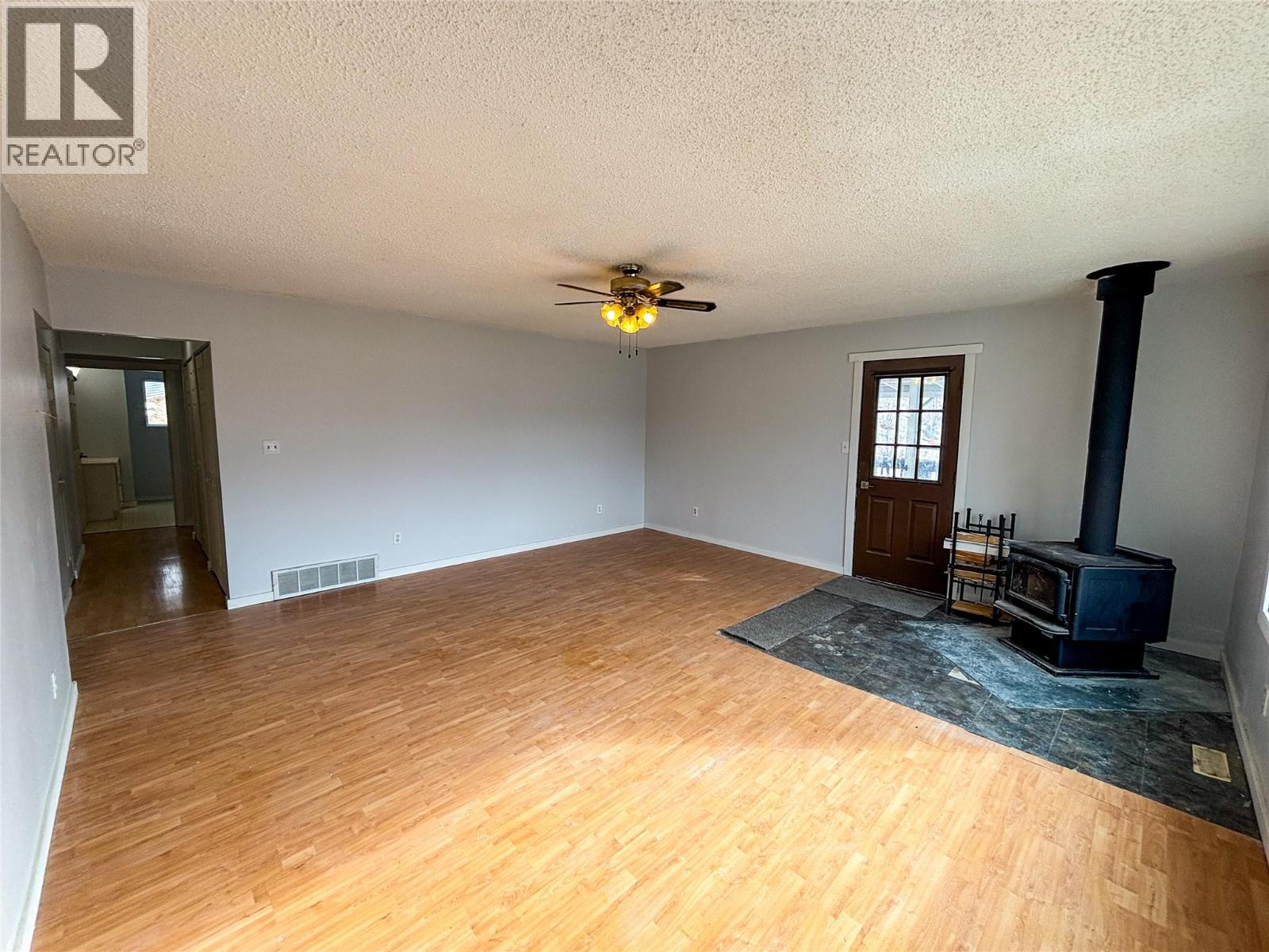 2866 95 Highway, Brisco, British Columbia  V0A 1B0 - Photo 8 - 10370283