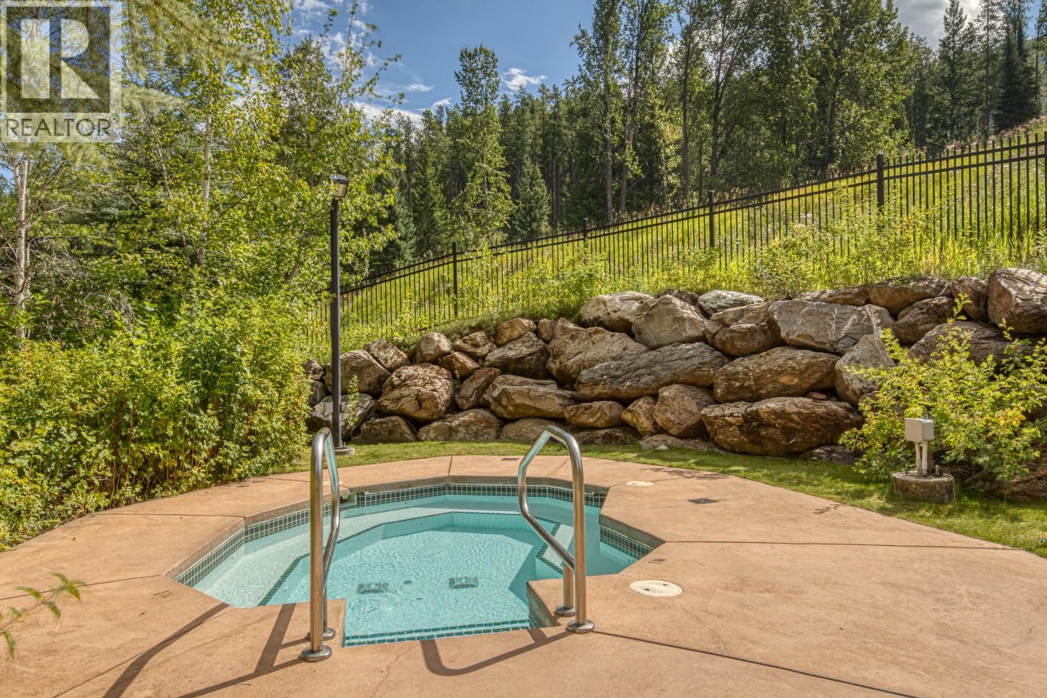 2090 Summit Drive Unit# 415, Panorama, British Columbia  V0A 1T0 - Photo 22 - 10370227