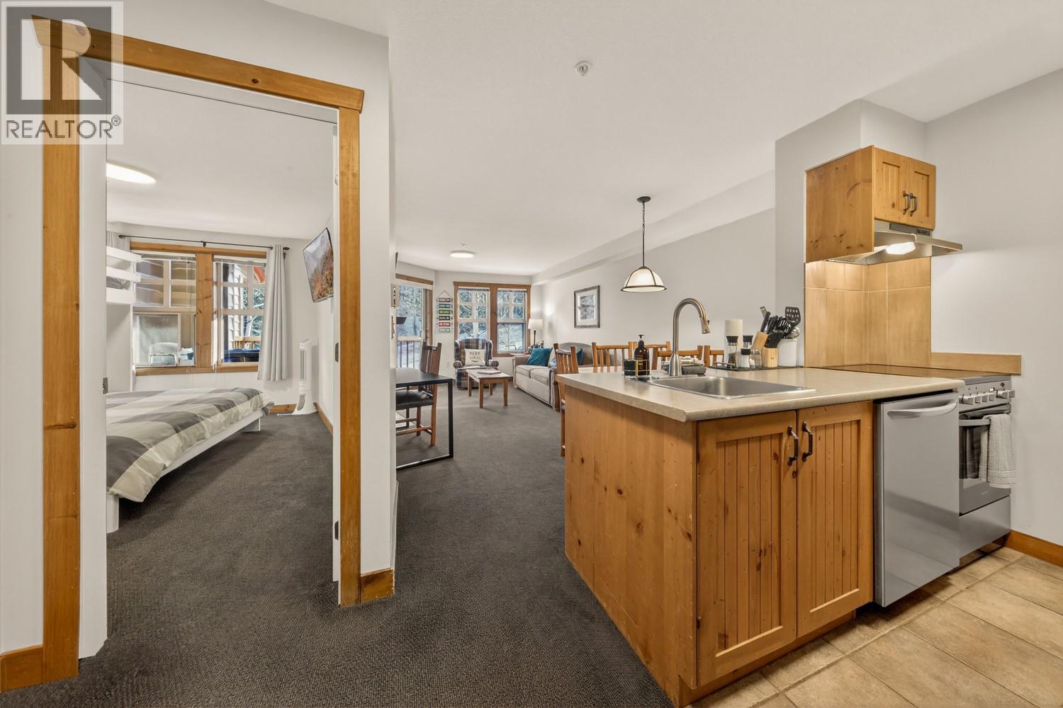 2090 Summit Drive Unit# 415, Panorama, British Columbia  V0A 1T0 - Photo 3 - 10370227