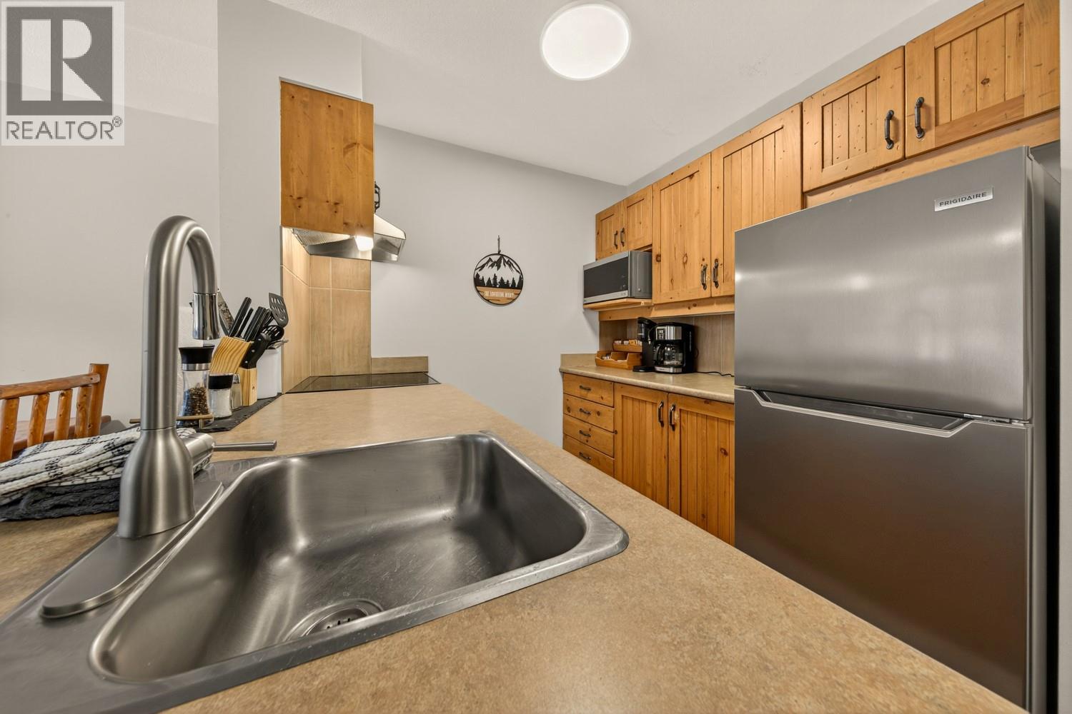 2090 Summit Drive Unit# 415, Panorama, British Columbia  V0A 1T0 - Photo 5 - 10370227