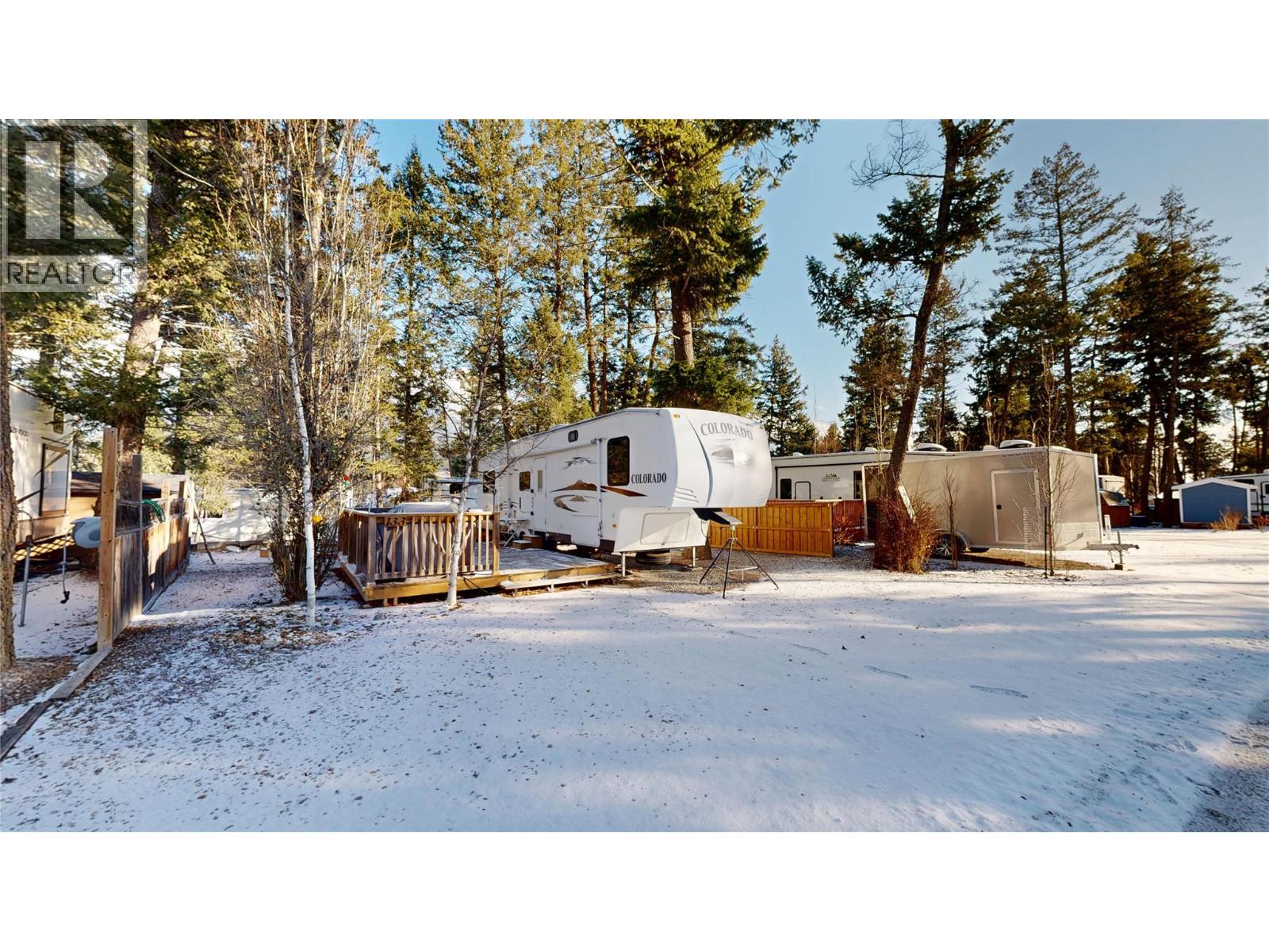 4868 Riverview Drive Unit# 133, Edgewater, British Columbia  V0A 1E0 - Photo 2 - 10370516