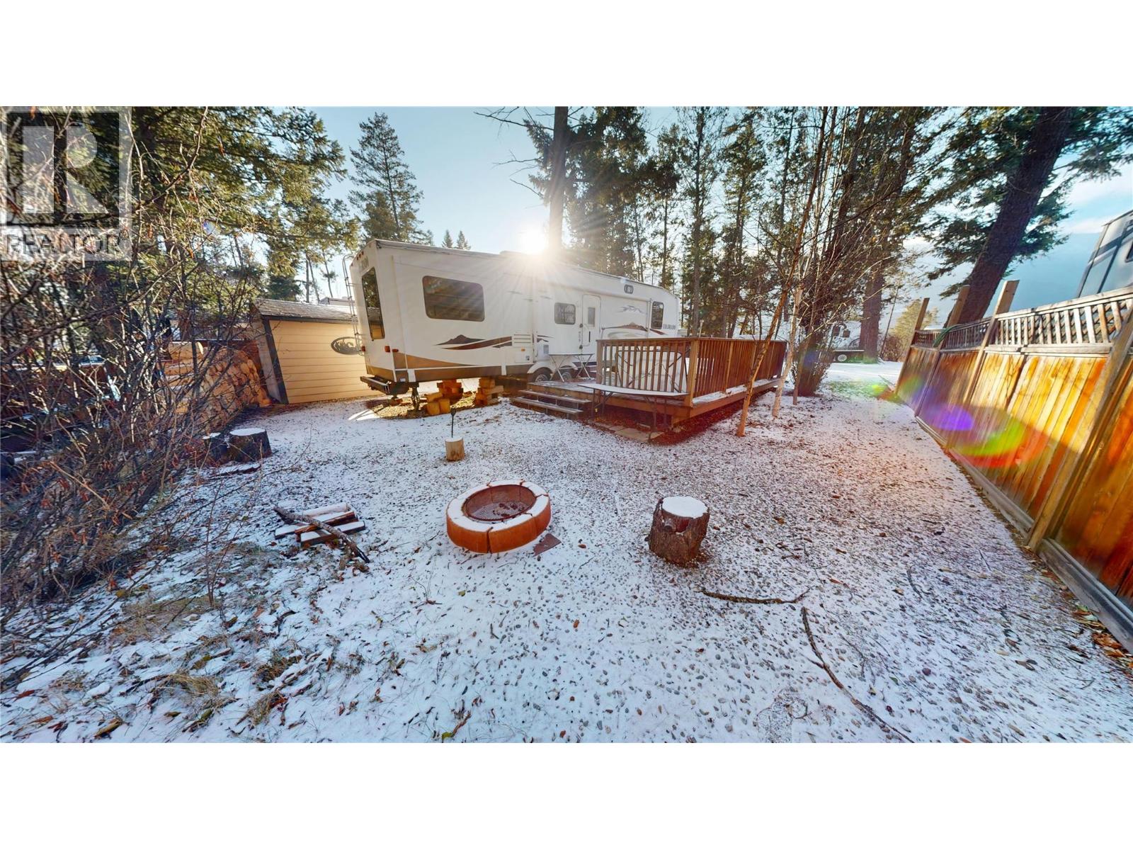 4868 Riverview Drive Unit# 133, Edgewater, British Columbia  V0A 1E0 - Photo 8 - 10370516