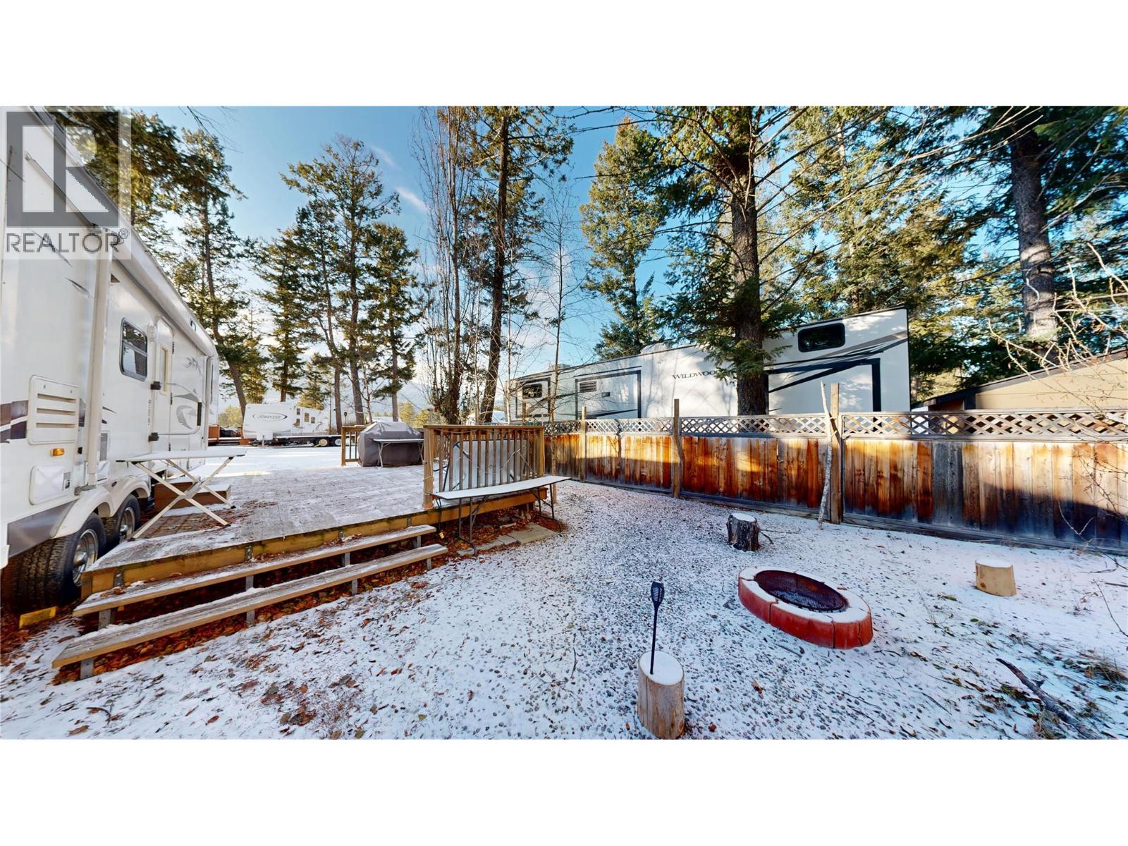 4868 Riverview Drive Unit# 133, Edgewater, British Columbia  V0A 1E0 - Photo 9 - 10370516