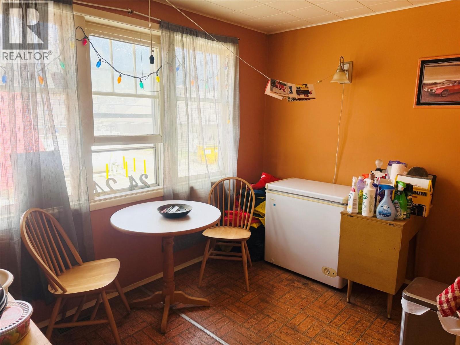 5744 Vermillion Street, Edgewater, British Columbia  V0A 1E0 - Photo 14 - 10370720