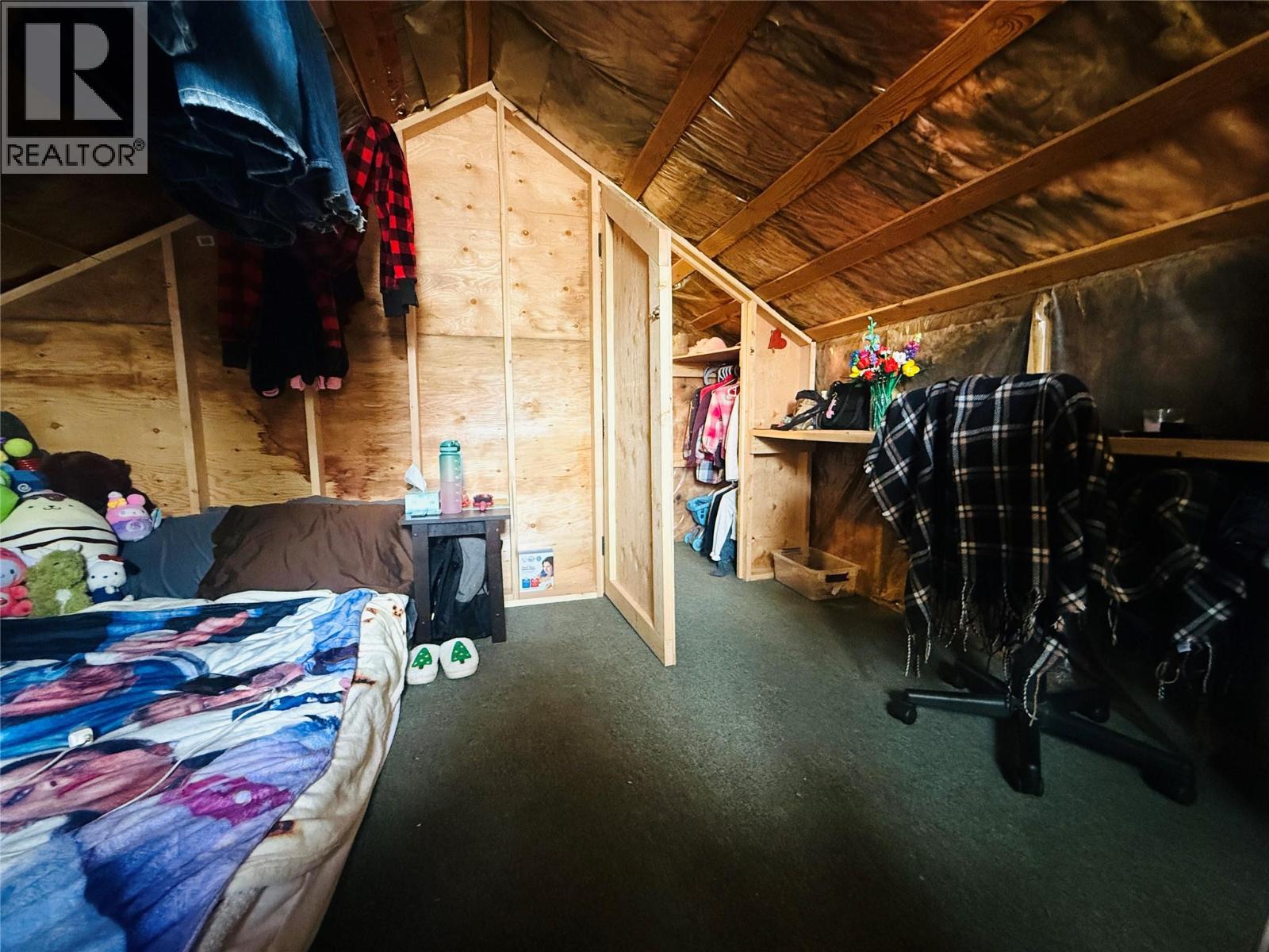 5744 Vermillion Street, Edgewater, British Columbia  V0A 1E0 - Photo 15 - 10370720