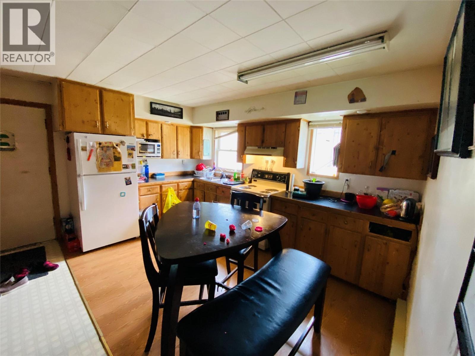 5744 Vermillion Street, Edgewater, British Columbia  V0A 1E0 - Photo 32 - 10370720