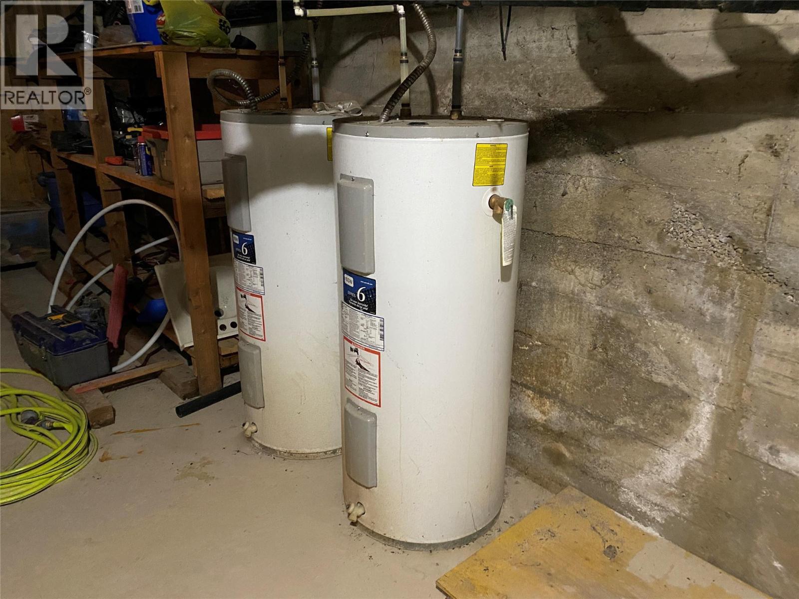 5744 Vermillion Street, Edgewater, British Columbia  V0A 1E0 - Photo 35 - 10370720