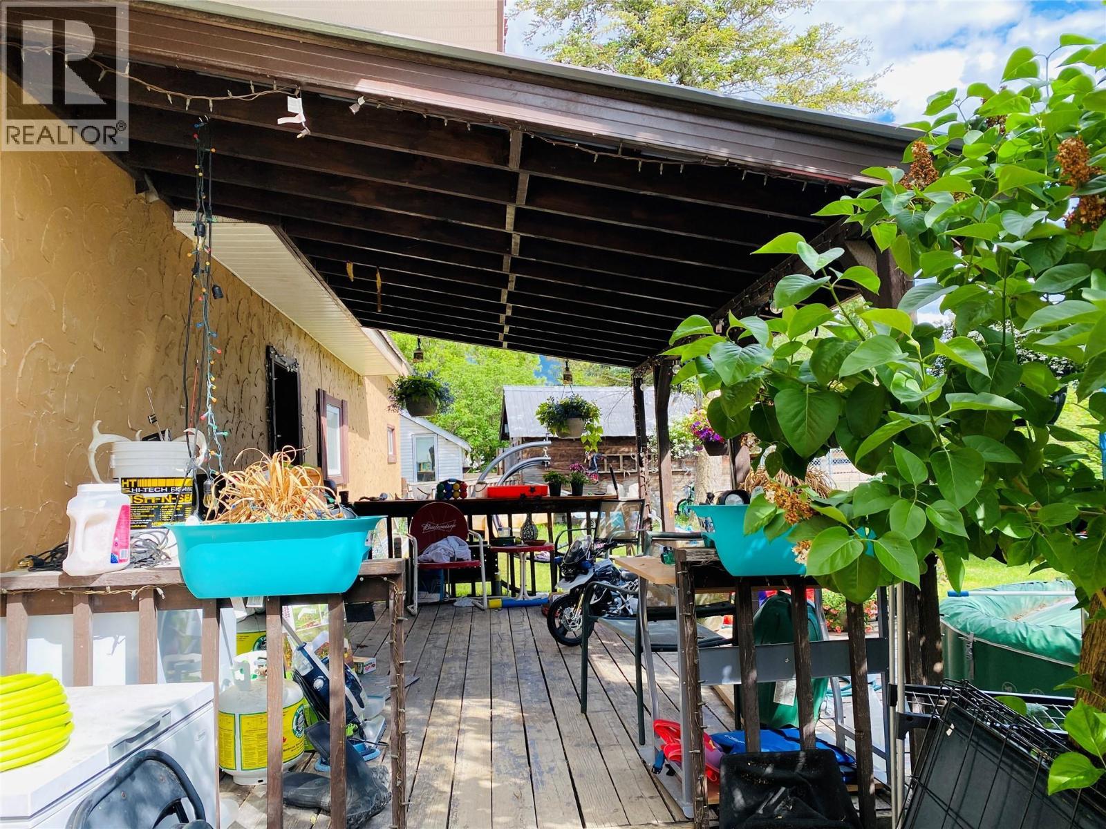 5744 Vermillion Street, Edgewater, British Columbia  V0A 1E0 - Photo 40 - 10370720