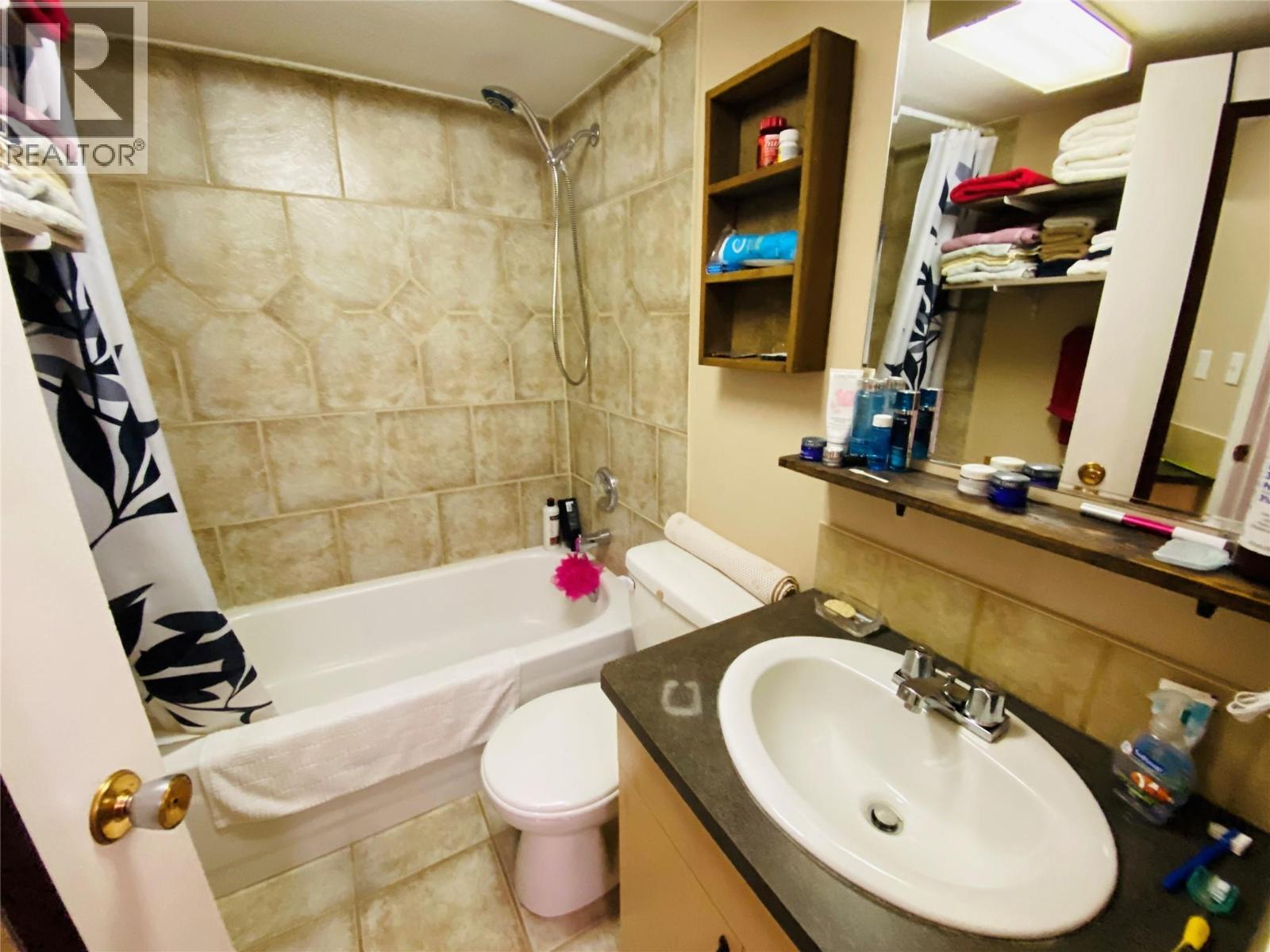 5744 Vermillion Street, Edgewater, British Columbia  V0A 1E0 - Photo 43 - 10370720