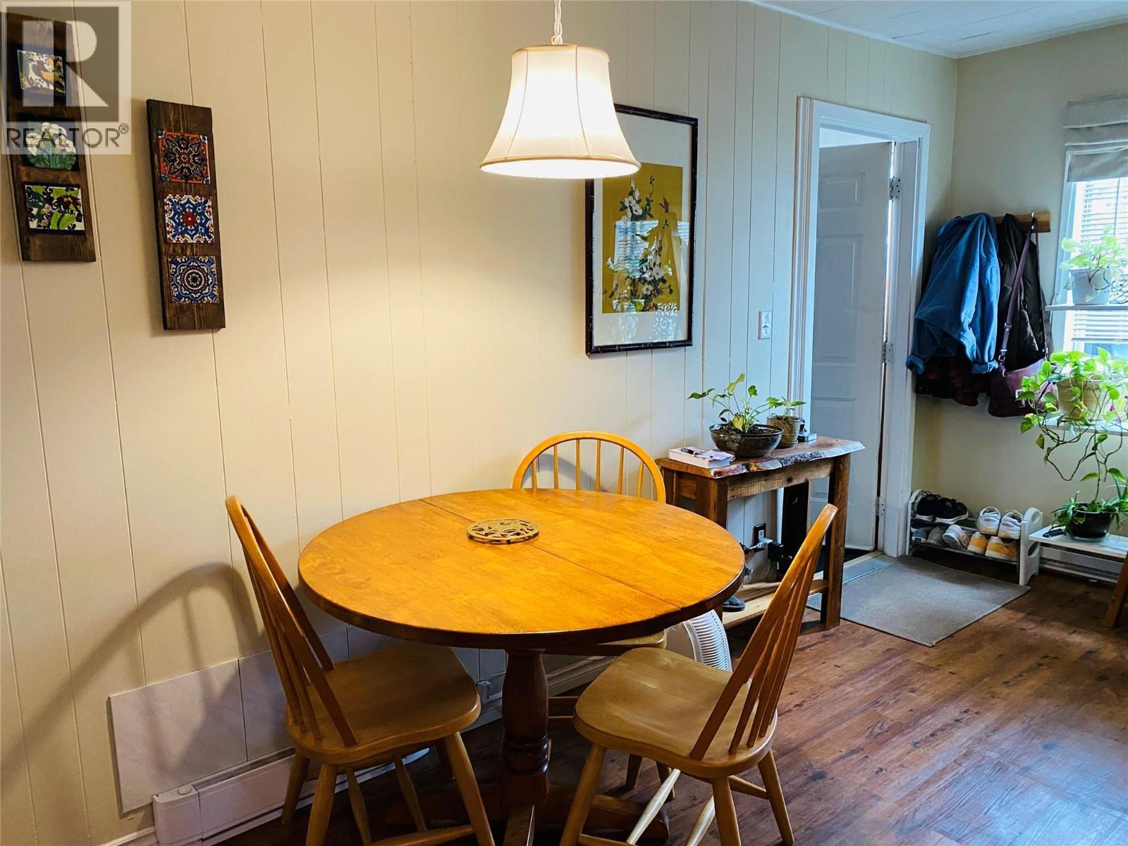 5744 Vermillion Street, Edgewater, British Columbia  V0A 1E0 - Photo 44 - 10370720