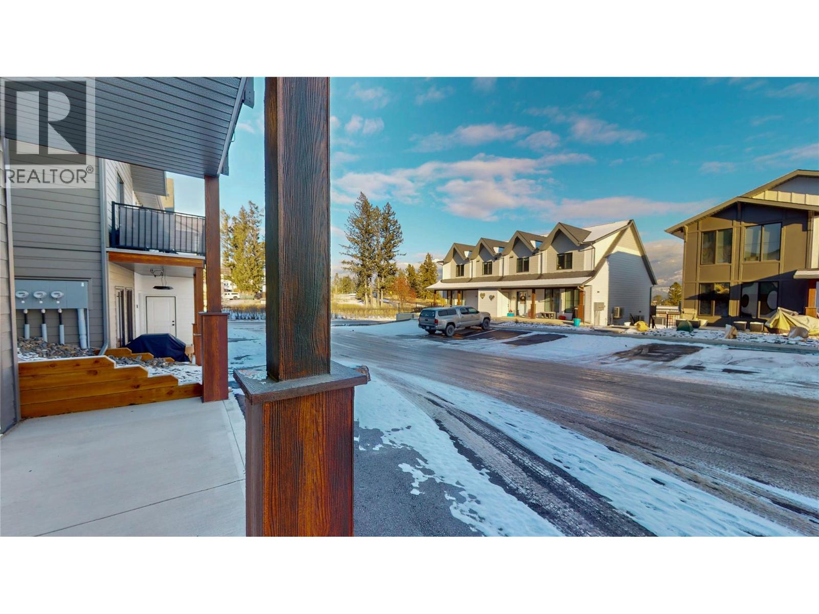 2098 Pine Tree Way Unit# 42, Invermere, British Columbia  V0A 1K4 - Photo 4 - 10370570