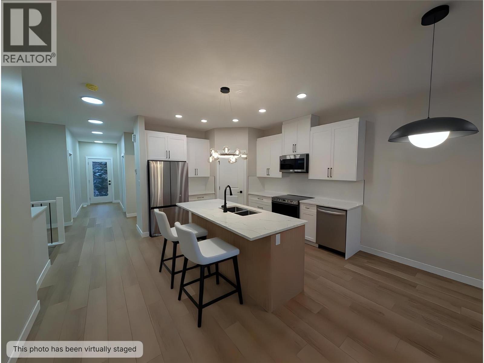 7114 Morgan Lane, Radium Hot Springs, British Columbia  V0A 1M0 - Photo 6 - 10371096