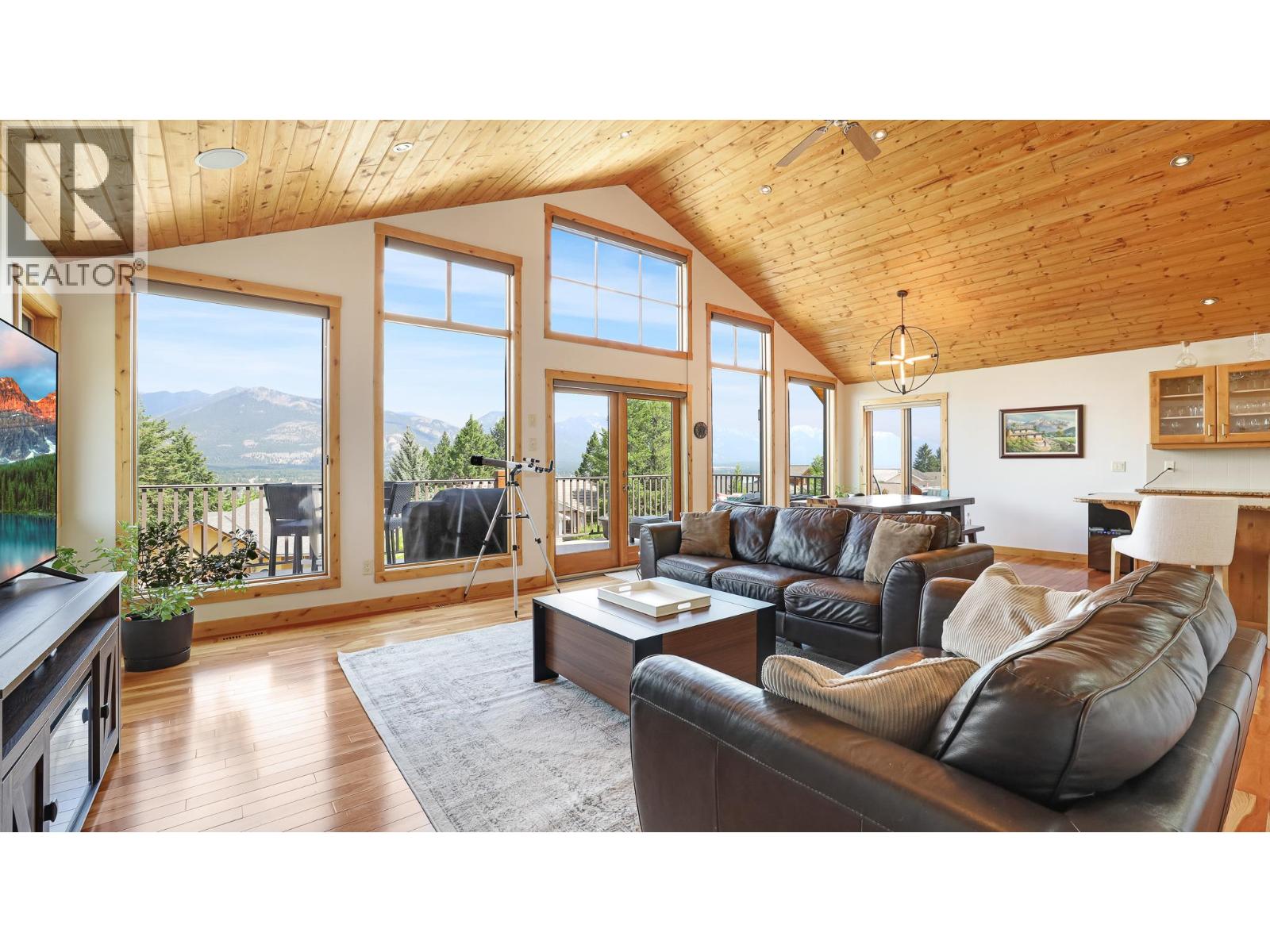 1910 Pineridge Drive, Invermere, British Columbia  V0A 1K4 - Photo 8 - 10371334